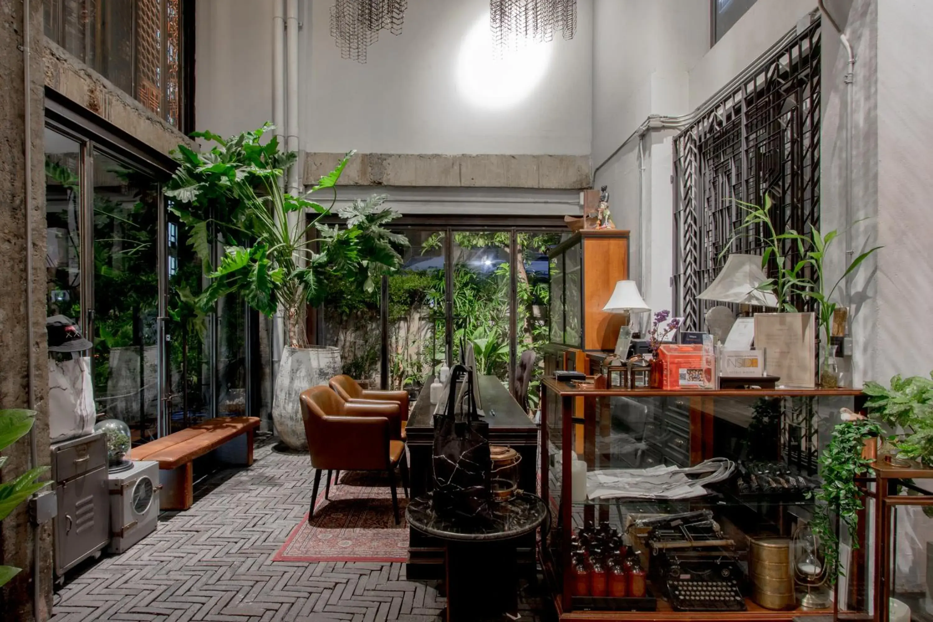 Lobby or reception in IR-ON Hotel Lobby or reception in IR-ON Hotel