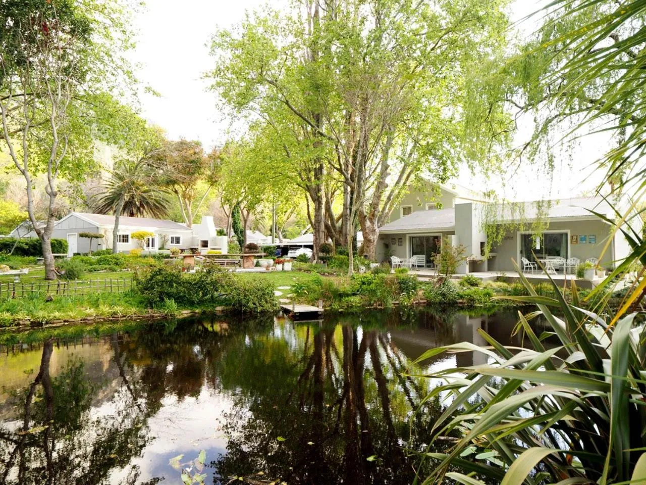 Garden view in Waterland Lodge