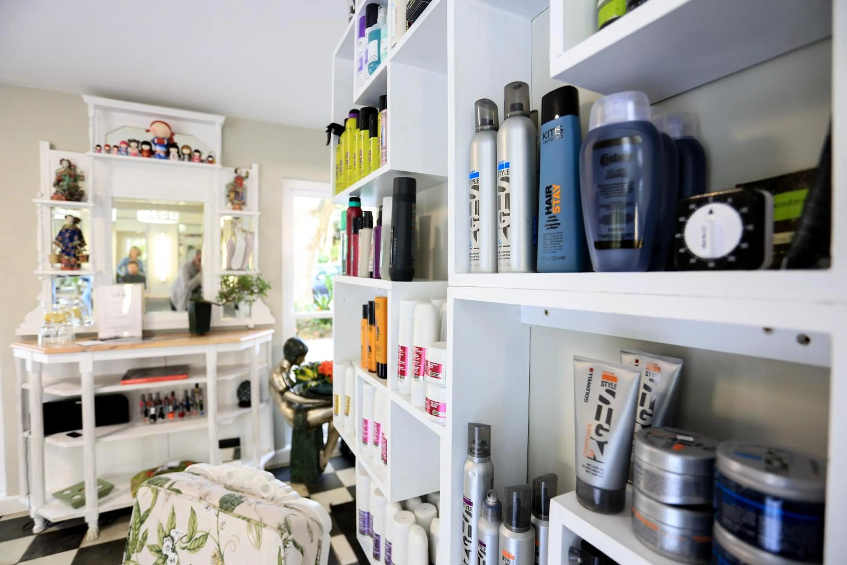 On-site shops in Waterland Lodge