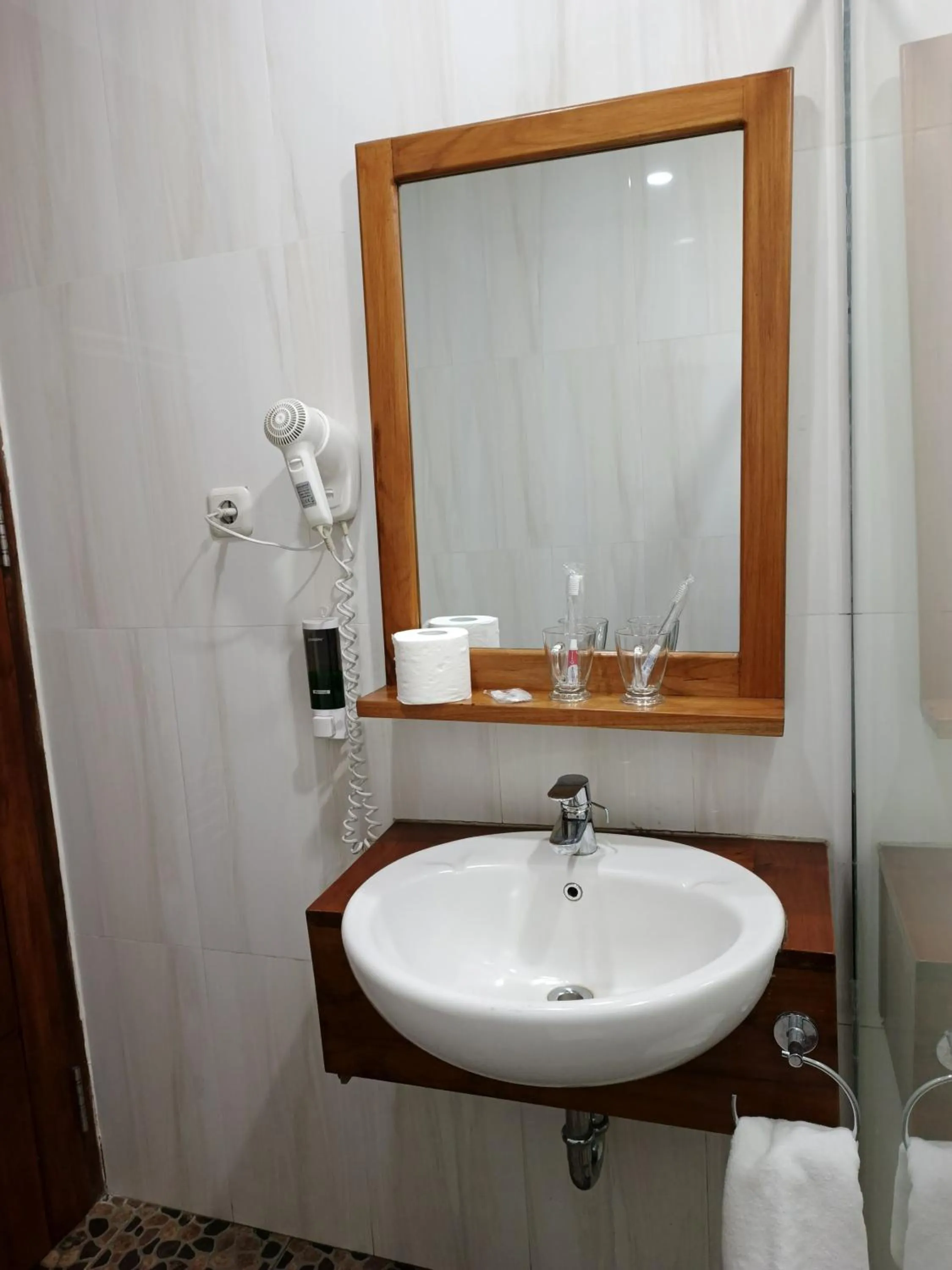 Spring Hill Hotel Ruteng