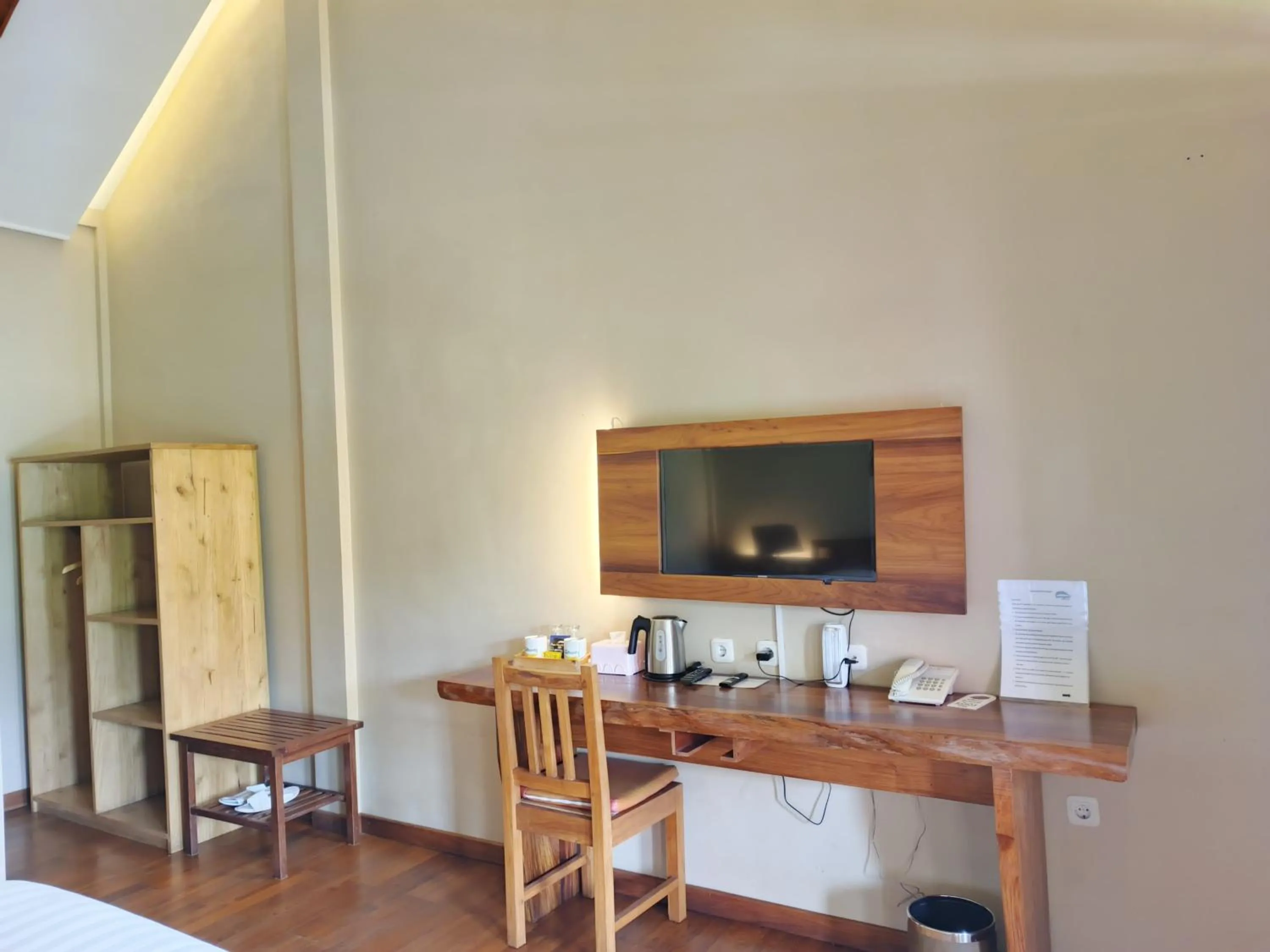 Spring Hill Hotel Ruteng