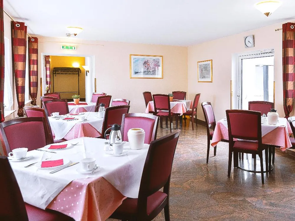 Breakfast in Turm Hotel Hanau