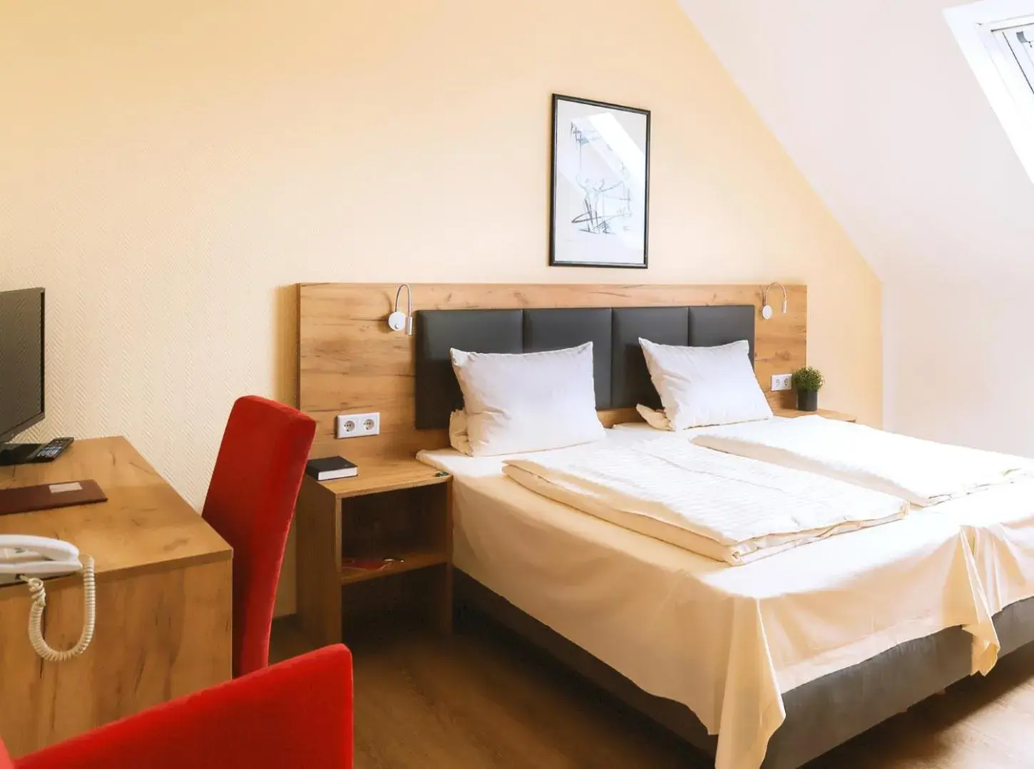 Double Room - single occupancy in Turm Hotel Hanau Double Room - single occupancy in Turm Hotel Hanau