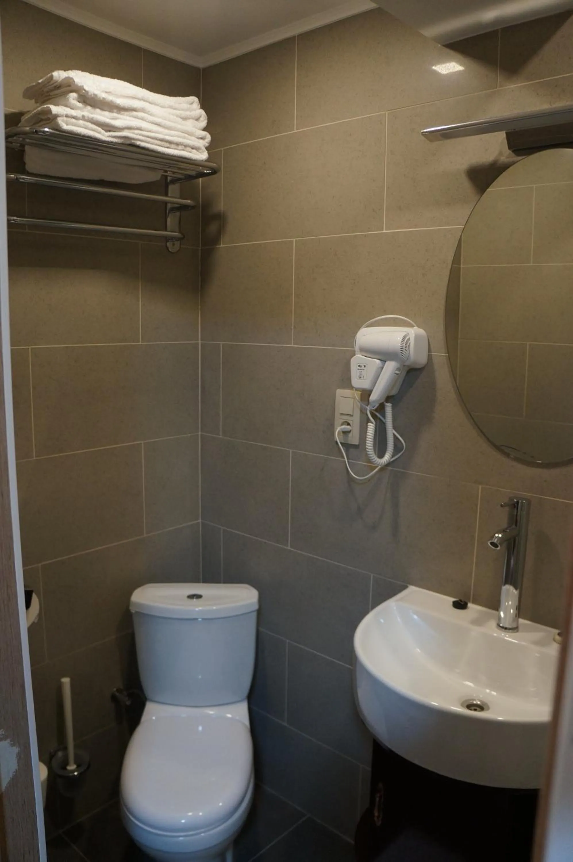 Bathroom in Hotel Evergreen