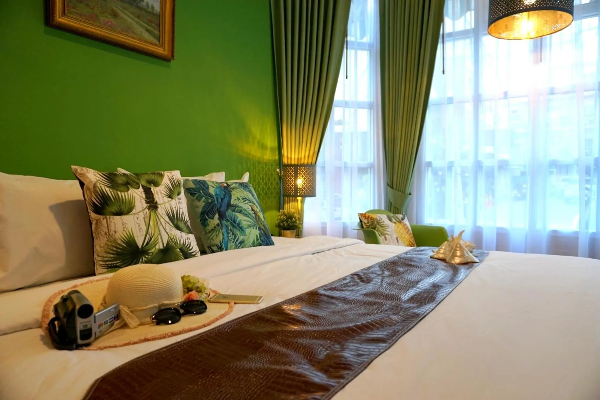 Bedroom, Bed in Pace Residence Pattaya