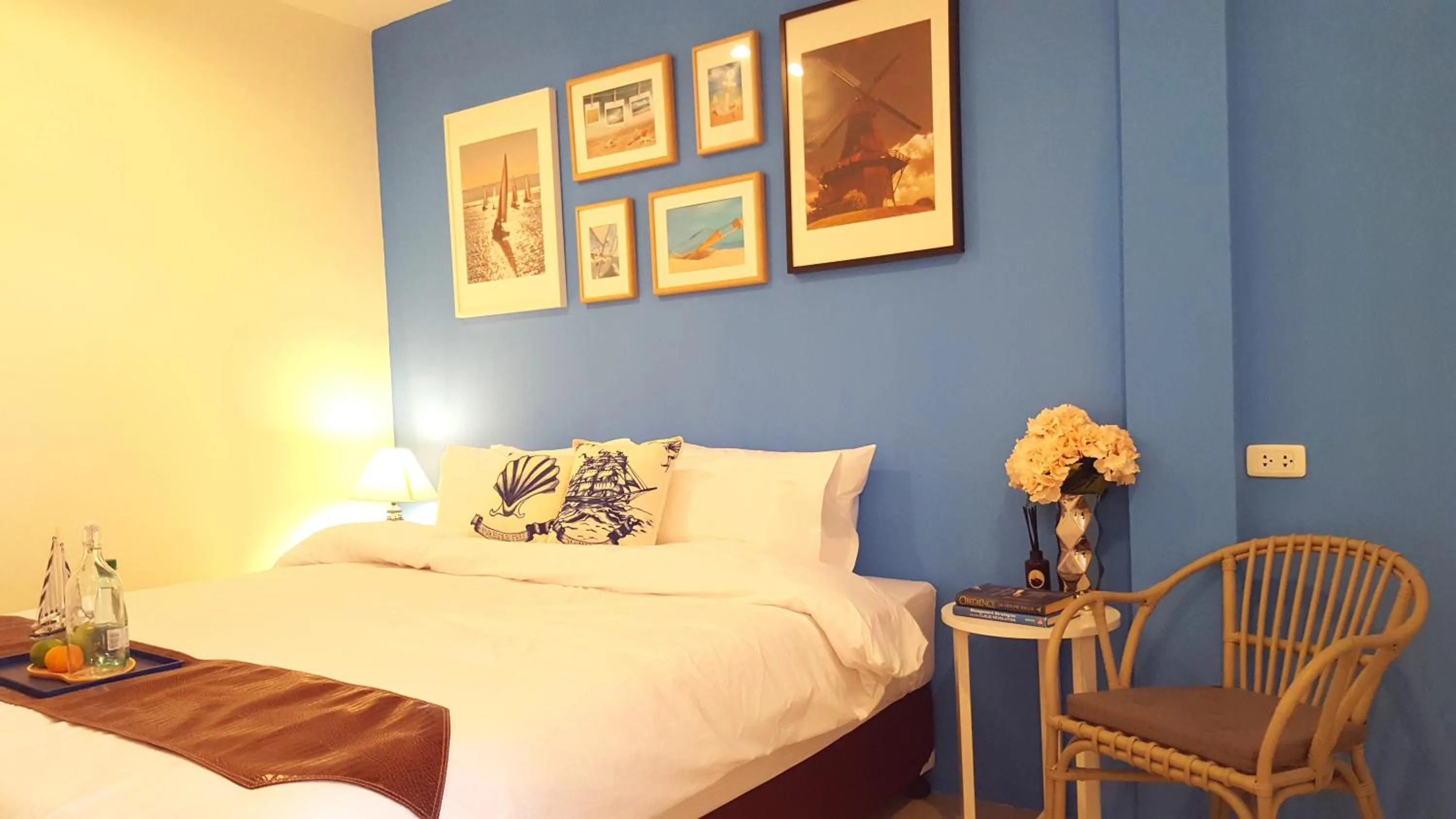 Bedroom, Bed in Pace Residence Pattaya