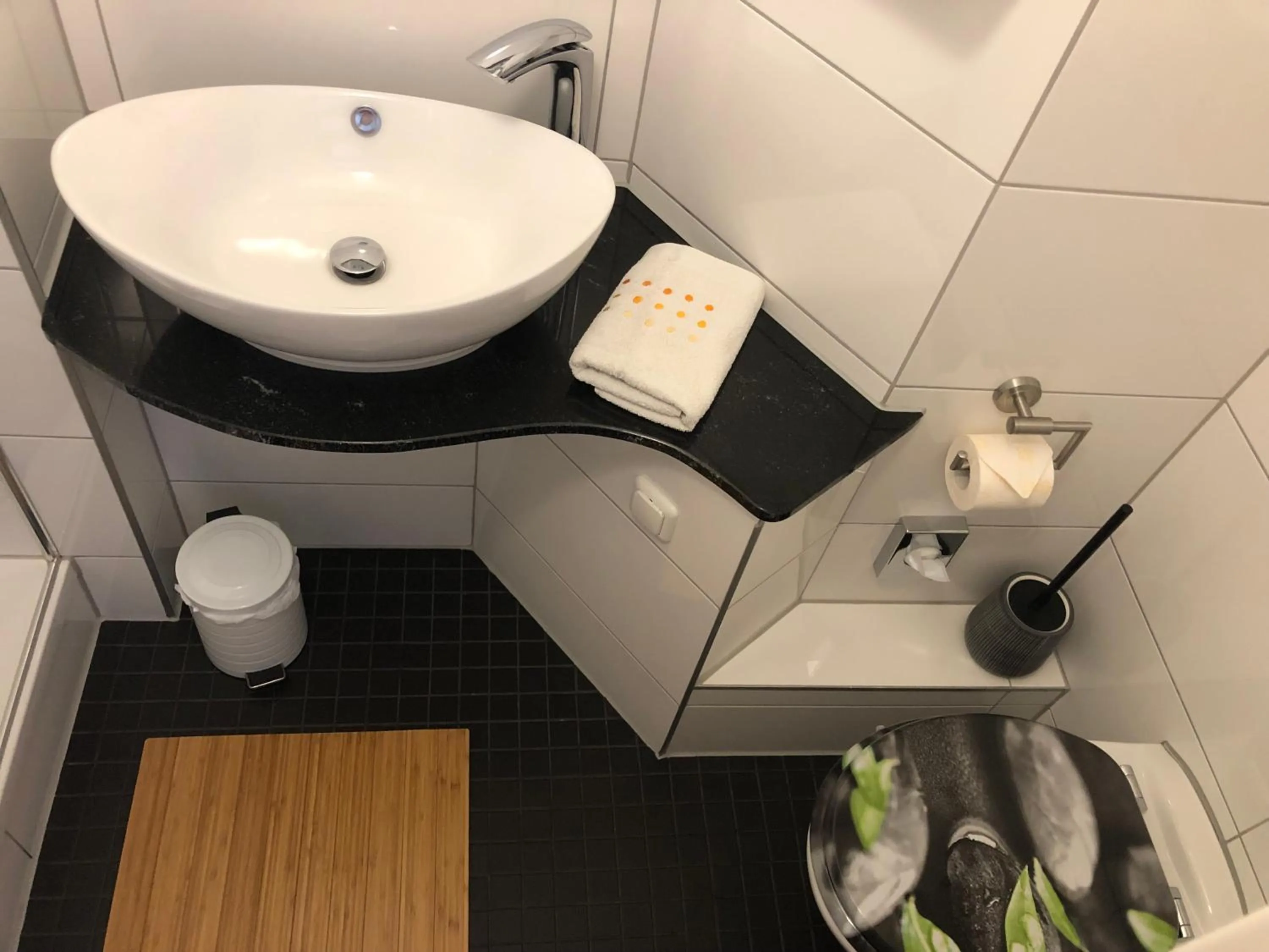 Toilet in Gästehaus Köhler