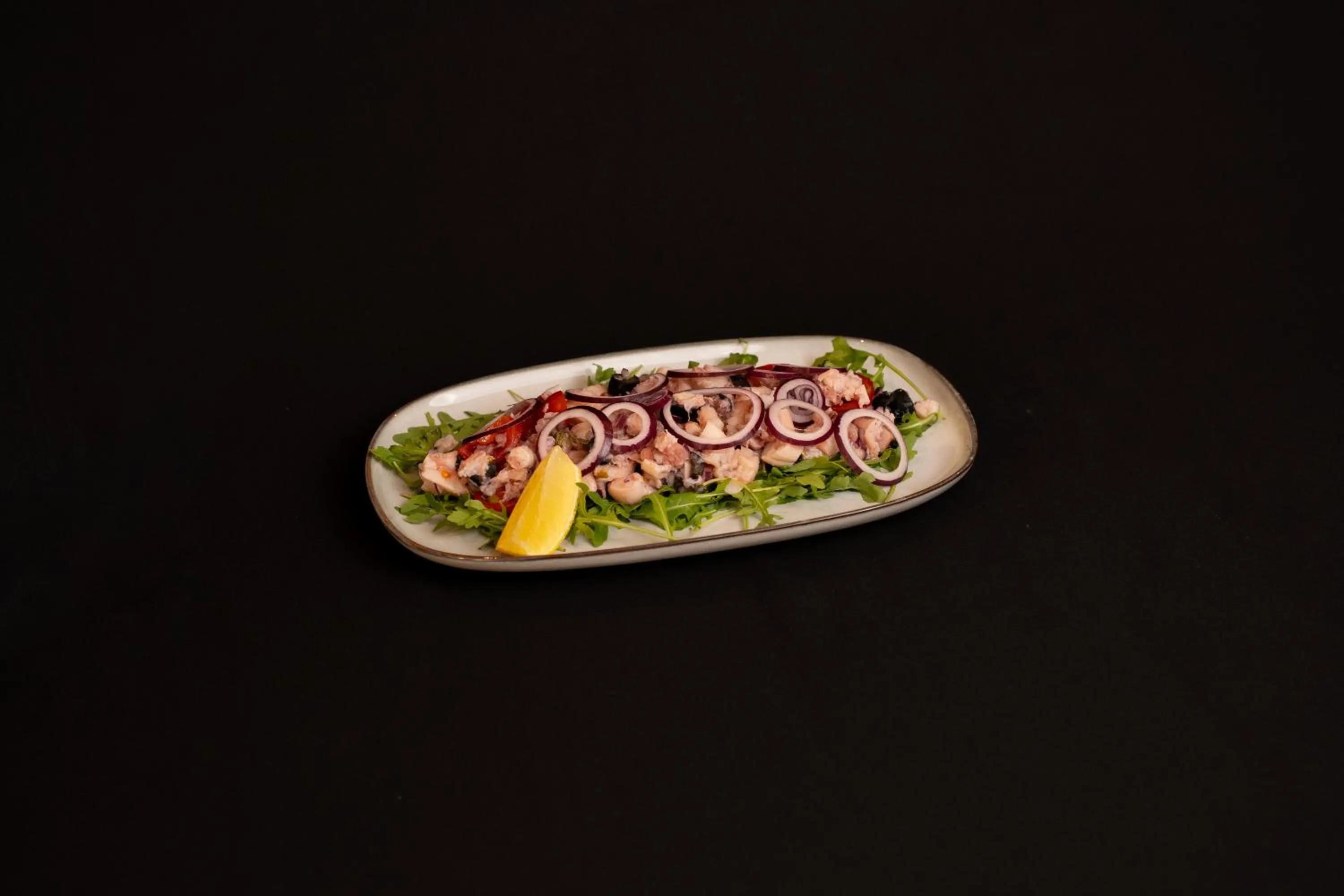 Restaurant/places to eat in Hotel Marina