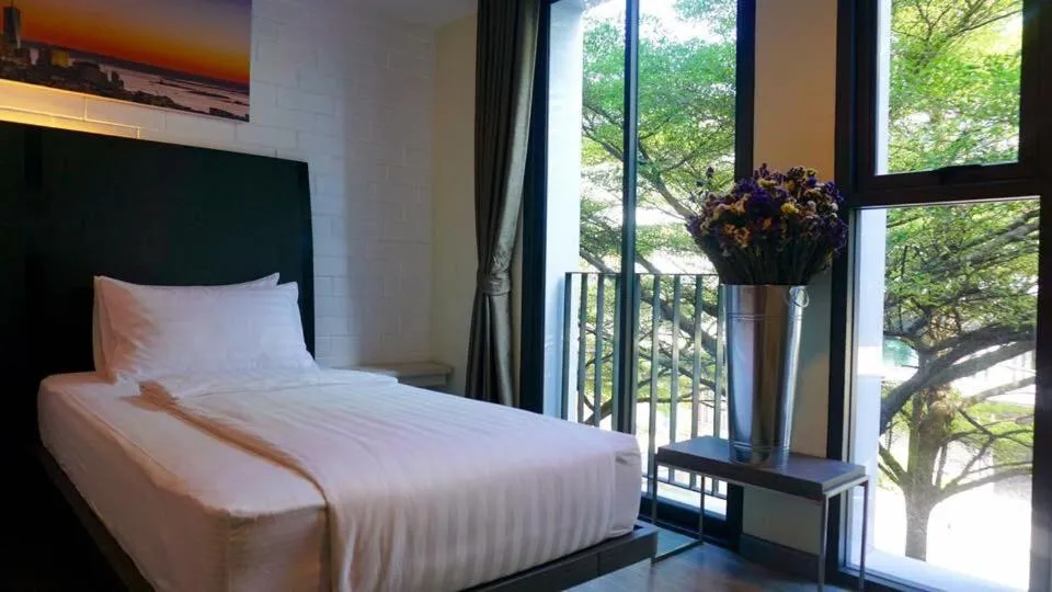 Bed in BB House Khlongtan บีบีเฮ้าส์ คลองตัน