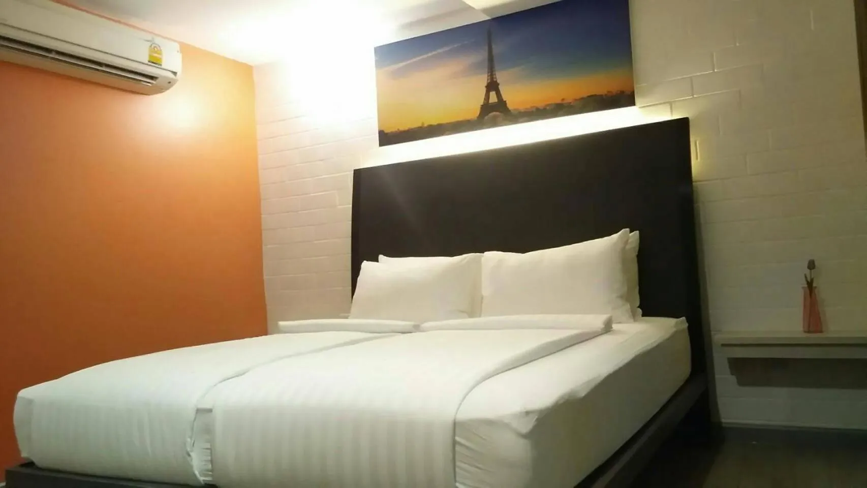 Double Room in BB House Khlongtan บีบีเฮ้าส์ คลองตัน