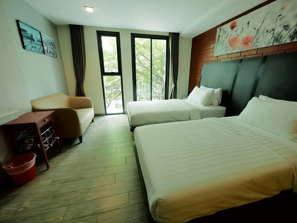 Property building, Bed in BB House Khlongtan บีบีเฮ้าส์ คลองตัน