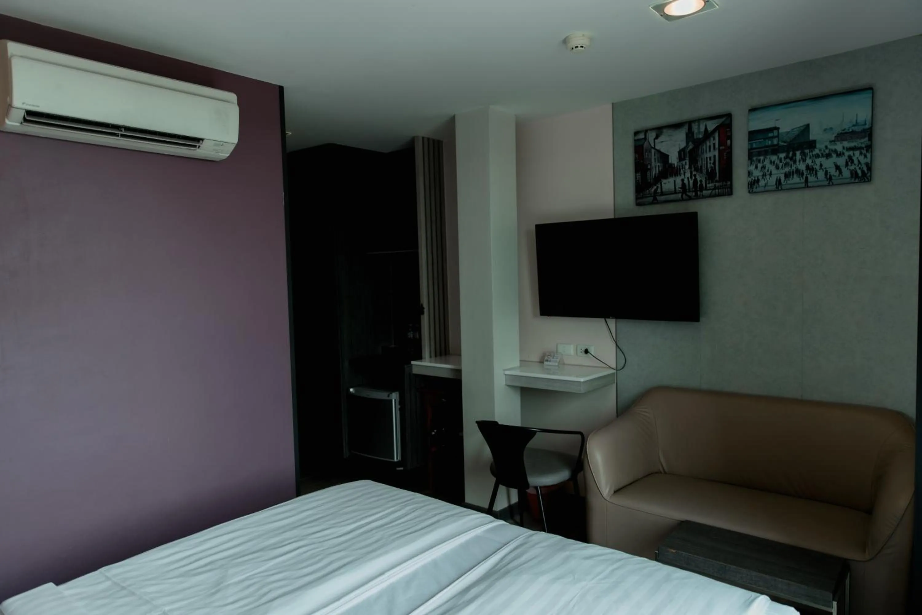 Bed in BB House Khlongtan บีบีเฮ้าส์ คลองตัน