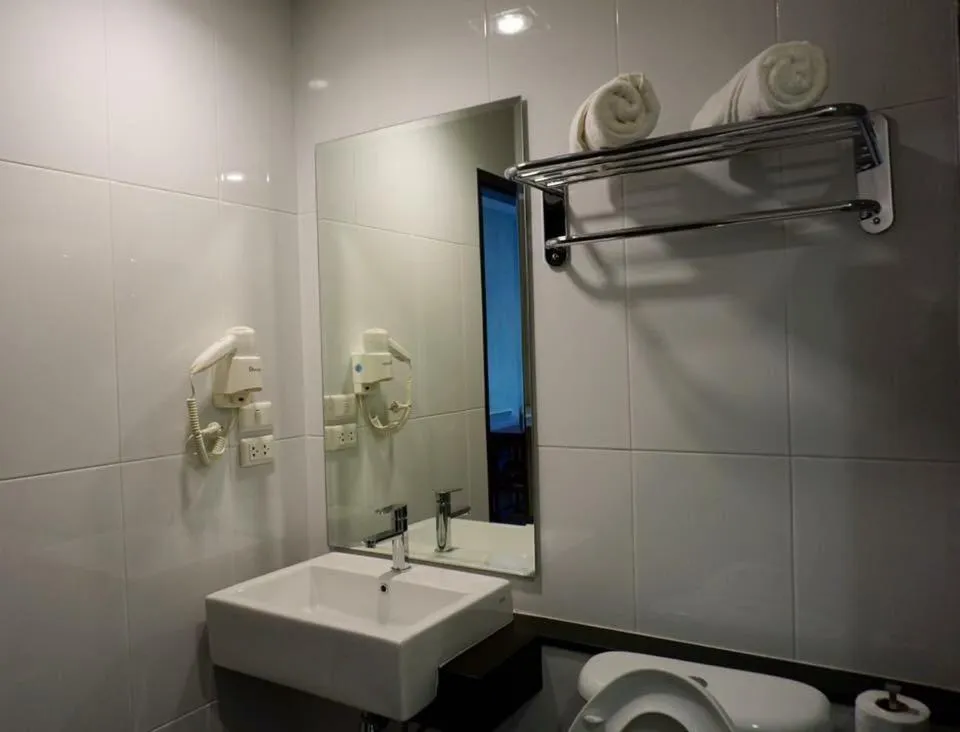 BB House Khlongtan บีบีเฮ้าส์ คลองตัน