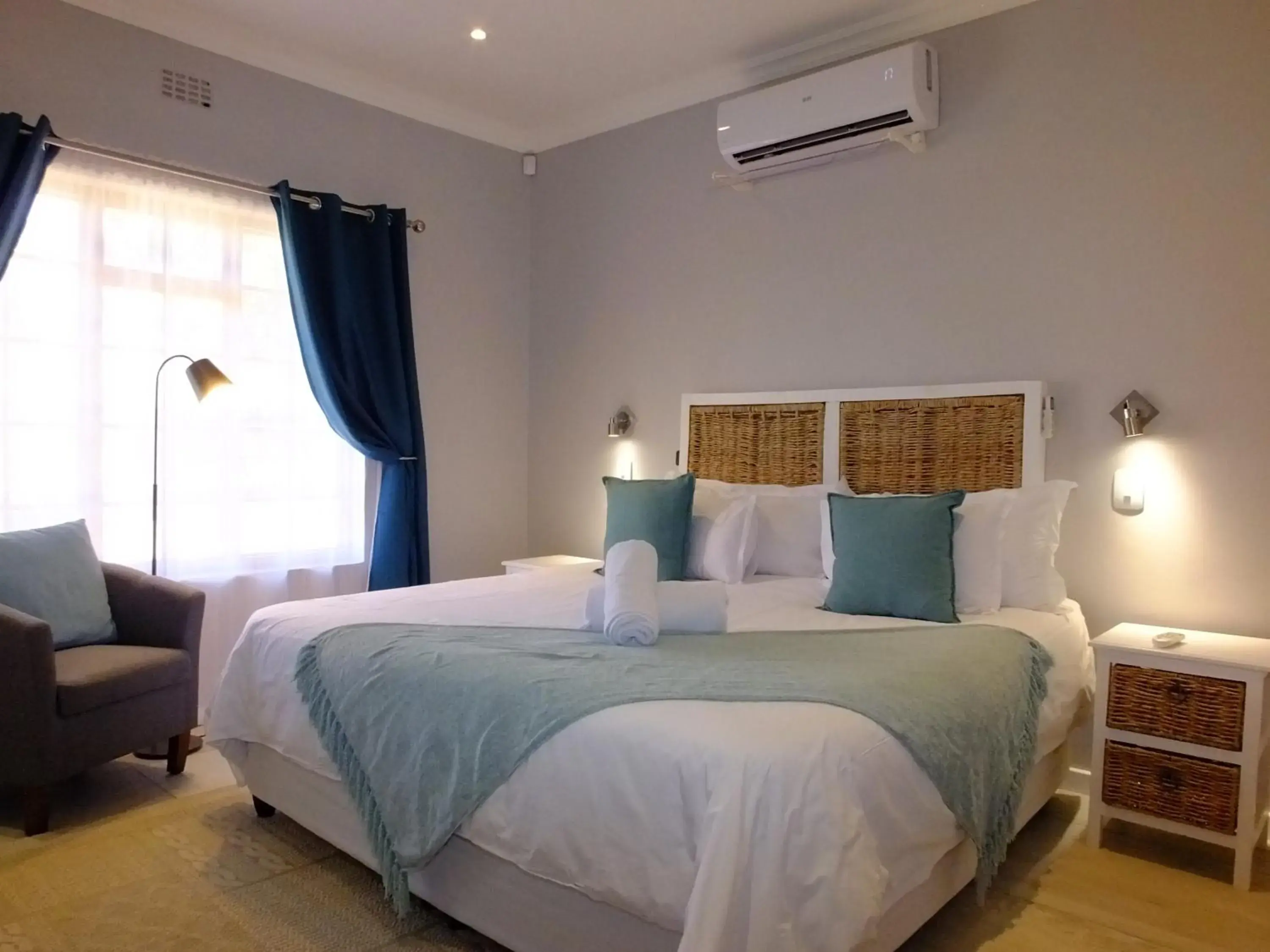 Three-Bedroom House in Lauradale Accommodation Three-Bedroom House in Lauradale Accommodation