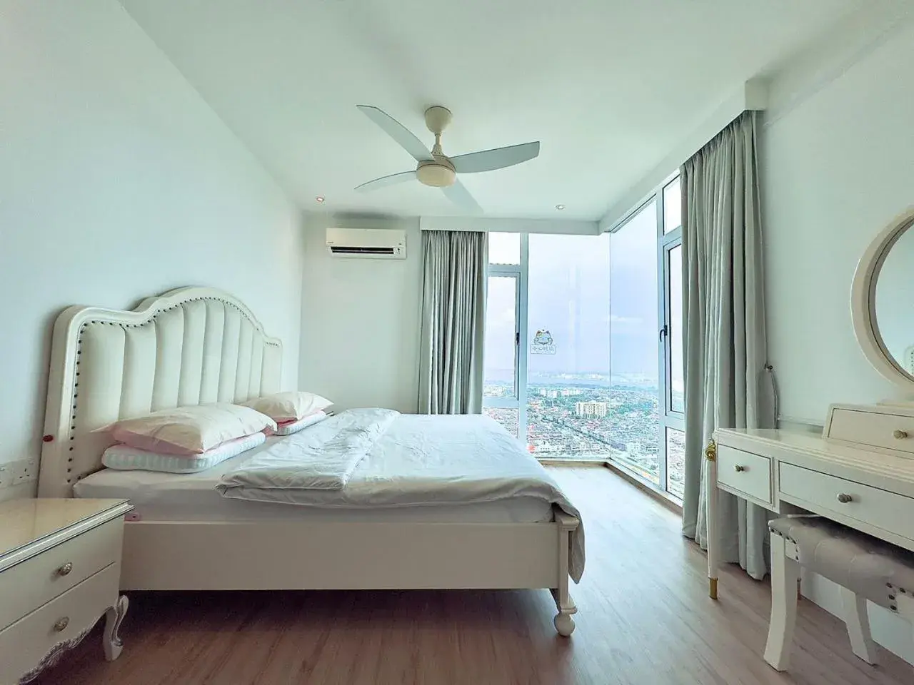 Two-Bedroom Suite in JB City Shopping Mall Apartment Two-Bedroom Suite in JB City Shopping Mall Apartment
