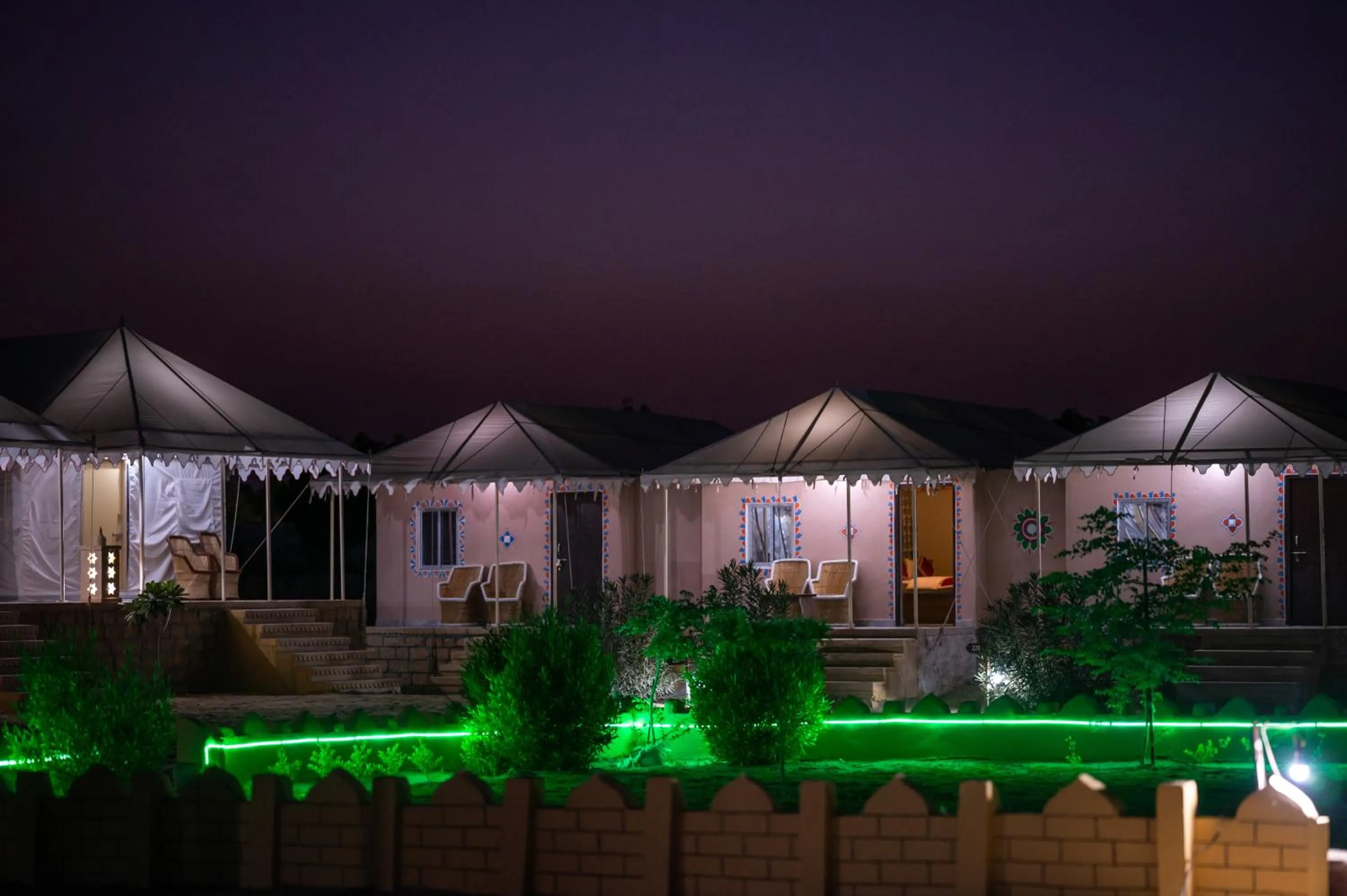 Property building in Heritage Juma Resort with swimming pool