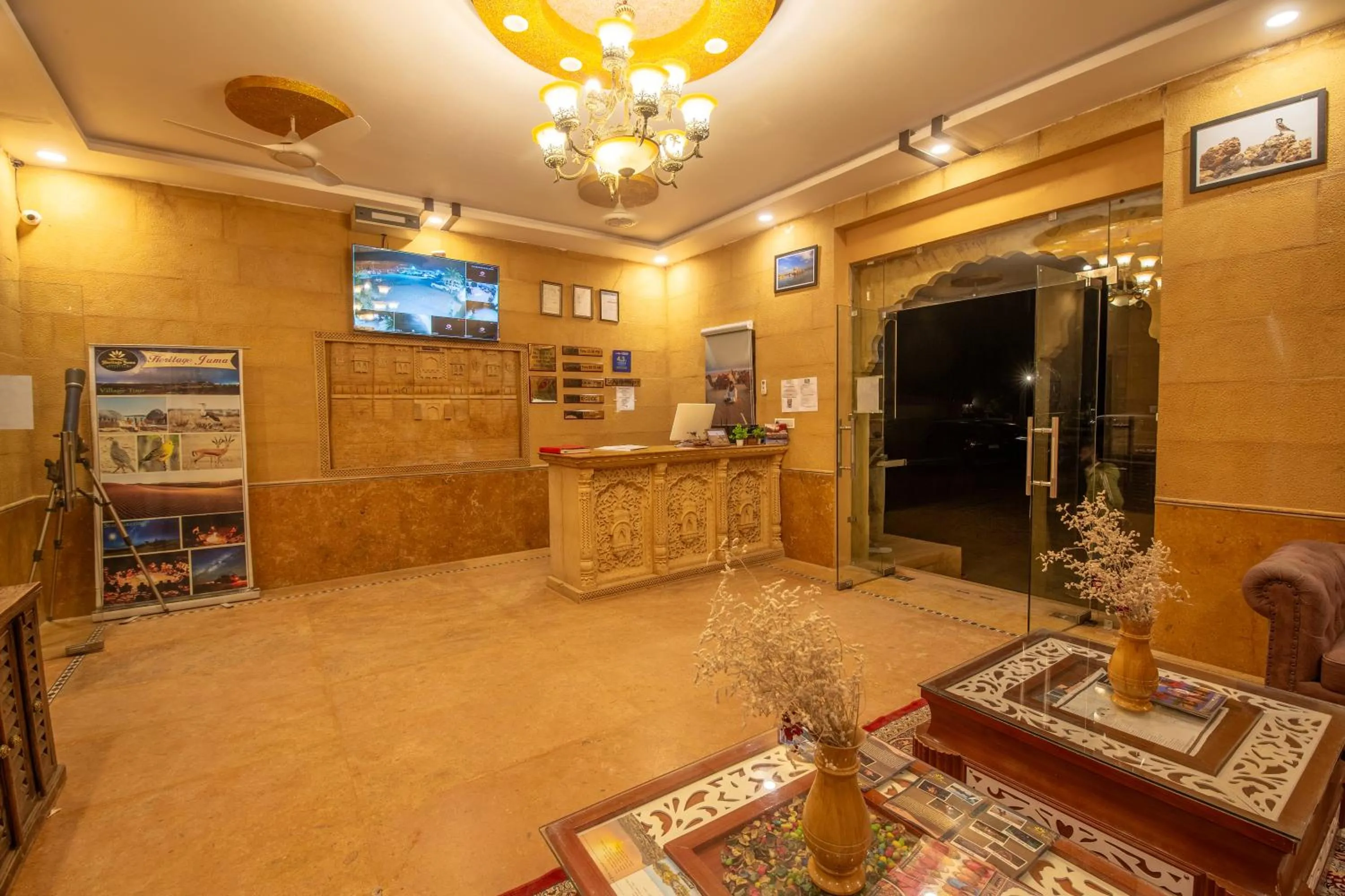 Lobby or reception in Heritage Juma Resort with swimming pool