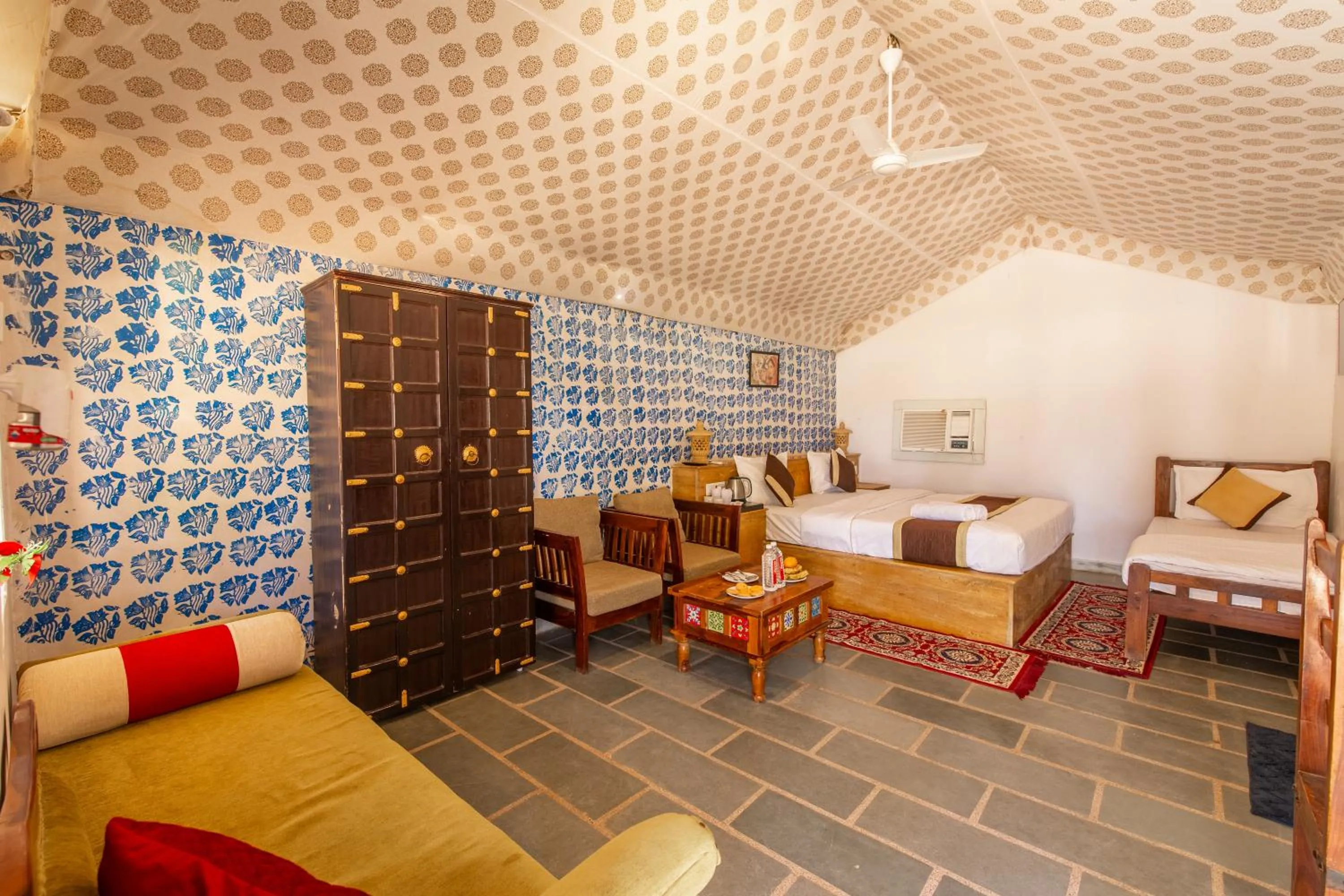 View (from property/room), Bed in Heritage Juma Resort with swimming pool