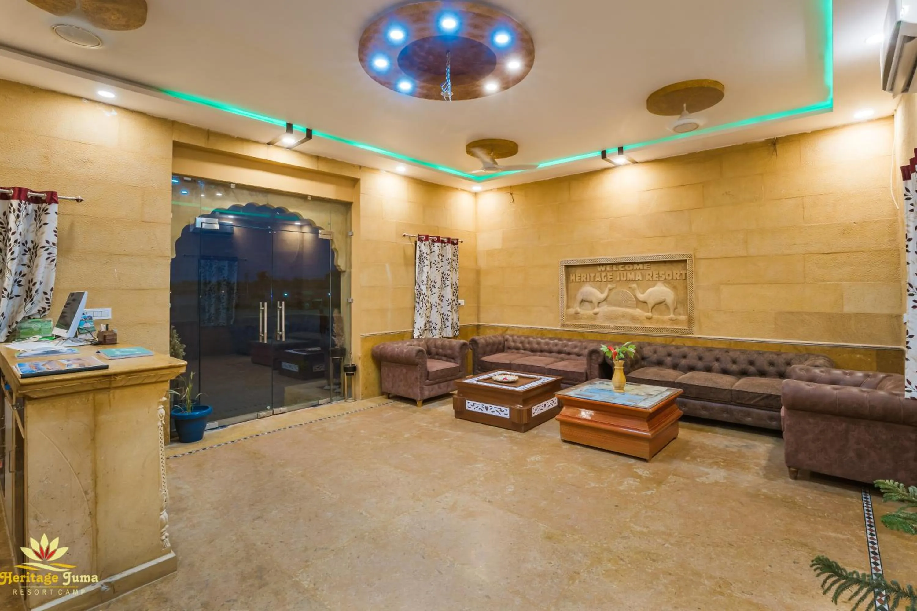 Lobby or reception in Heritage Juma Resort with swimming pool