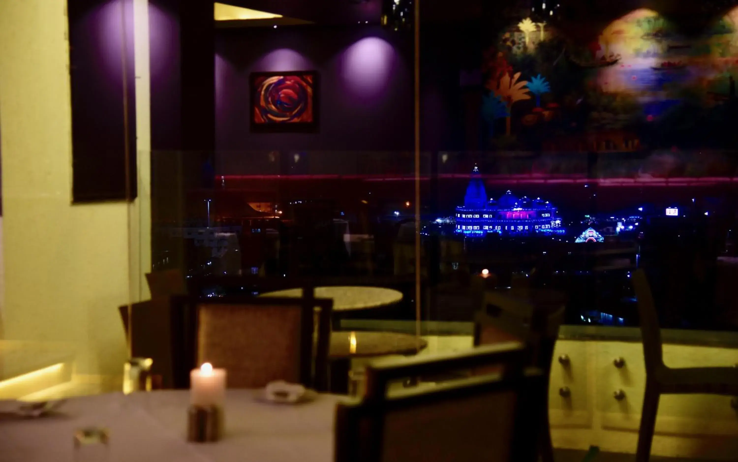 Restaurant/places to eat in Kadamb Spritual stay Restaurant/places to eat in Kadamb Spritual stay