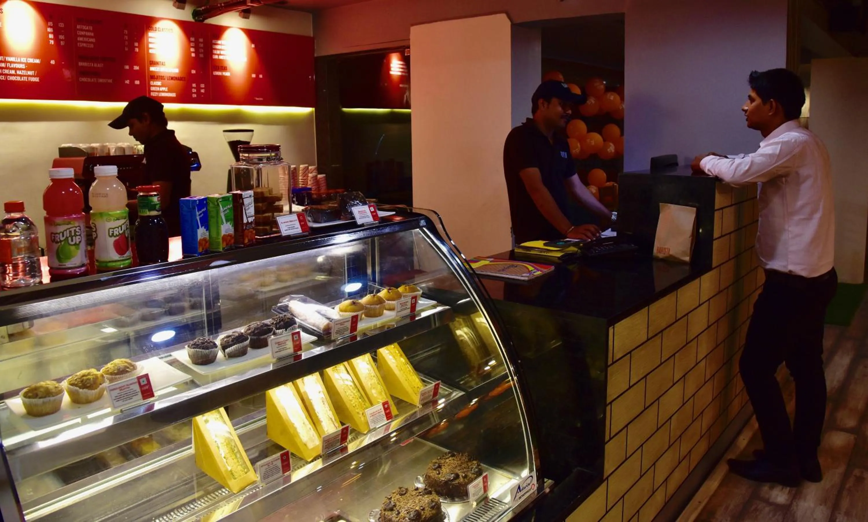 Food and drinks in Kadamb Spritual stay