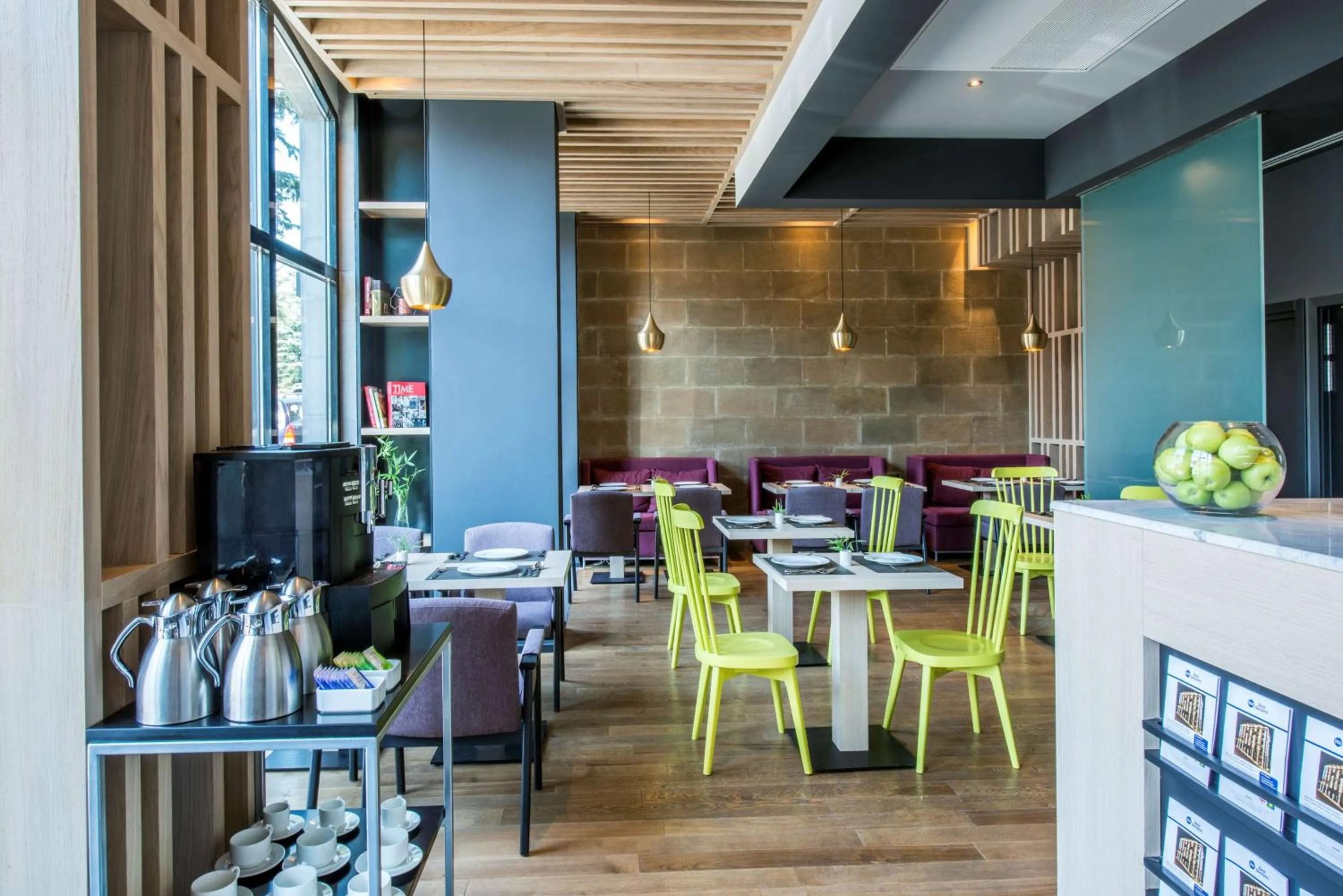 Lounge or bar in Best Western Kutaisi City Center