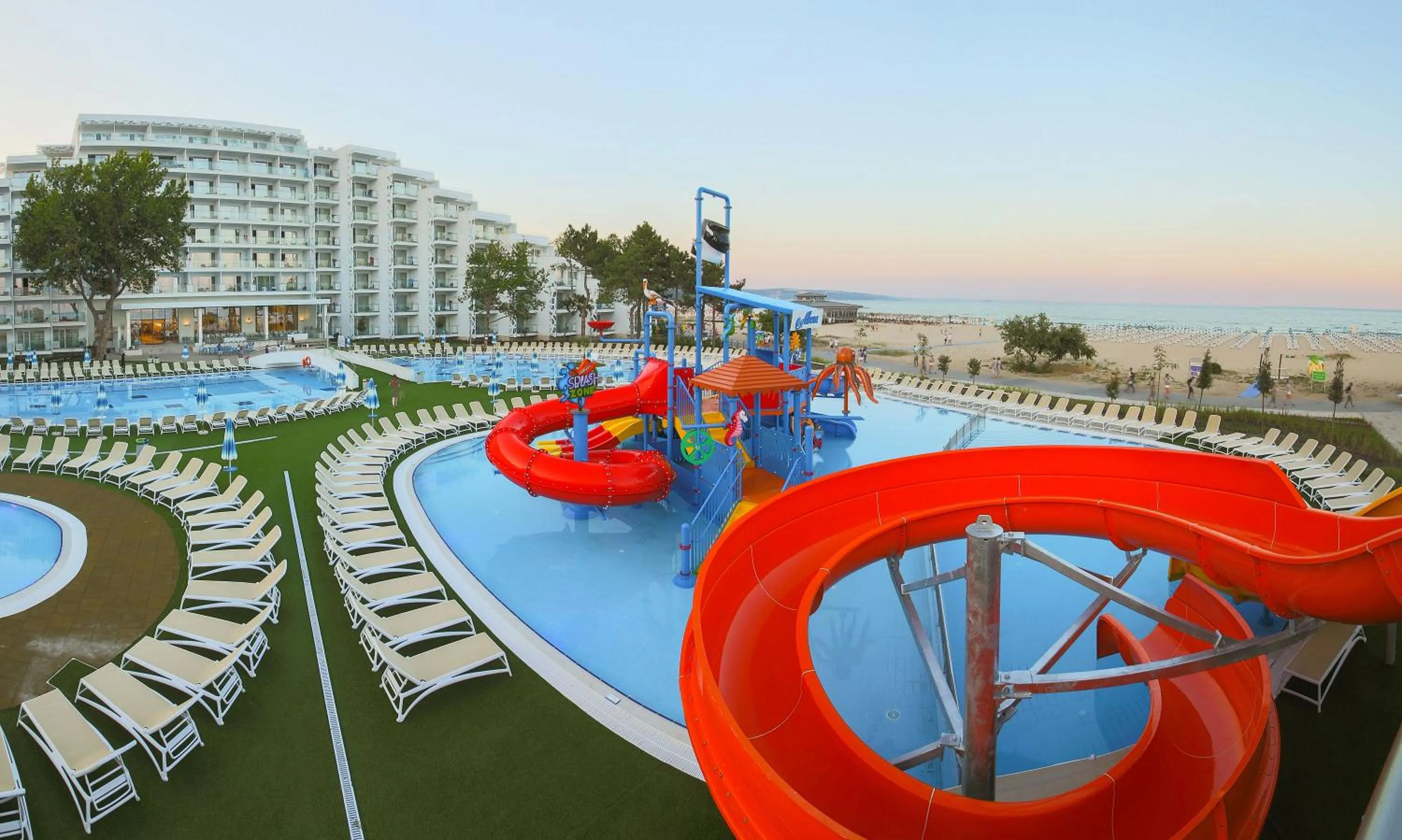 Aqua park in Maritim Hotel Paradise Blue