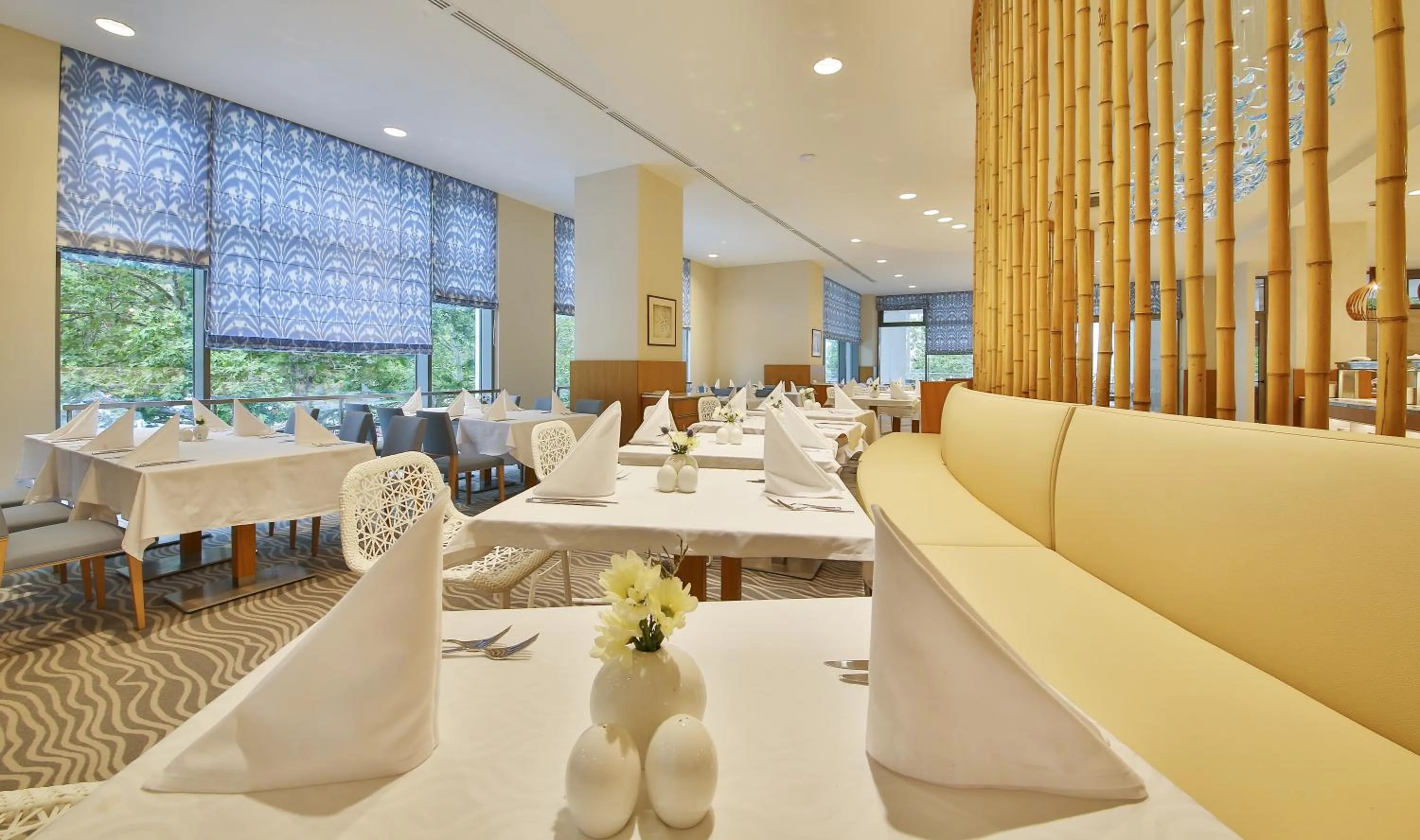 Restaurant/places to eat in Maritim Hotel Paradise Blue