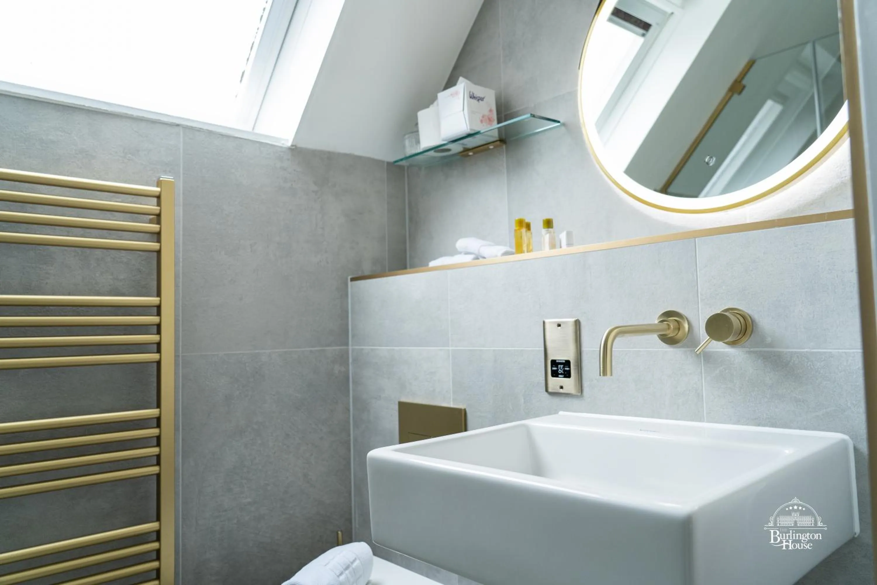 Bathroom in Burlington House Boutique