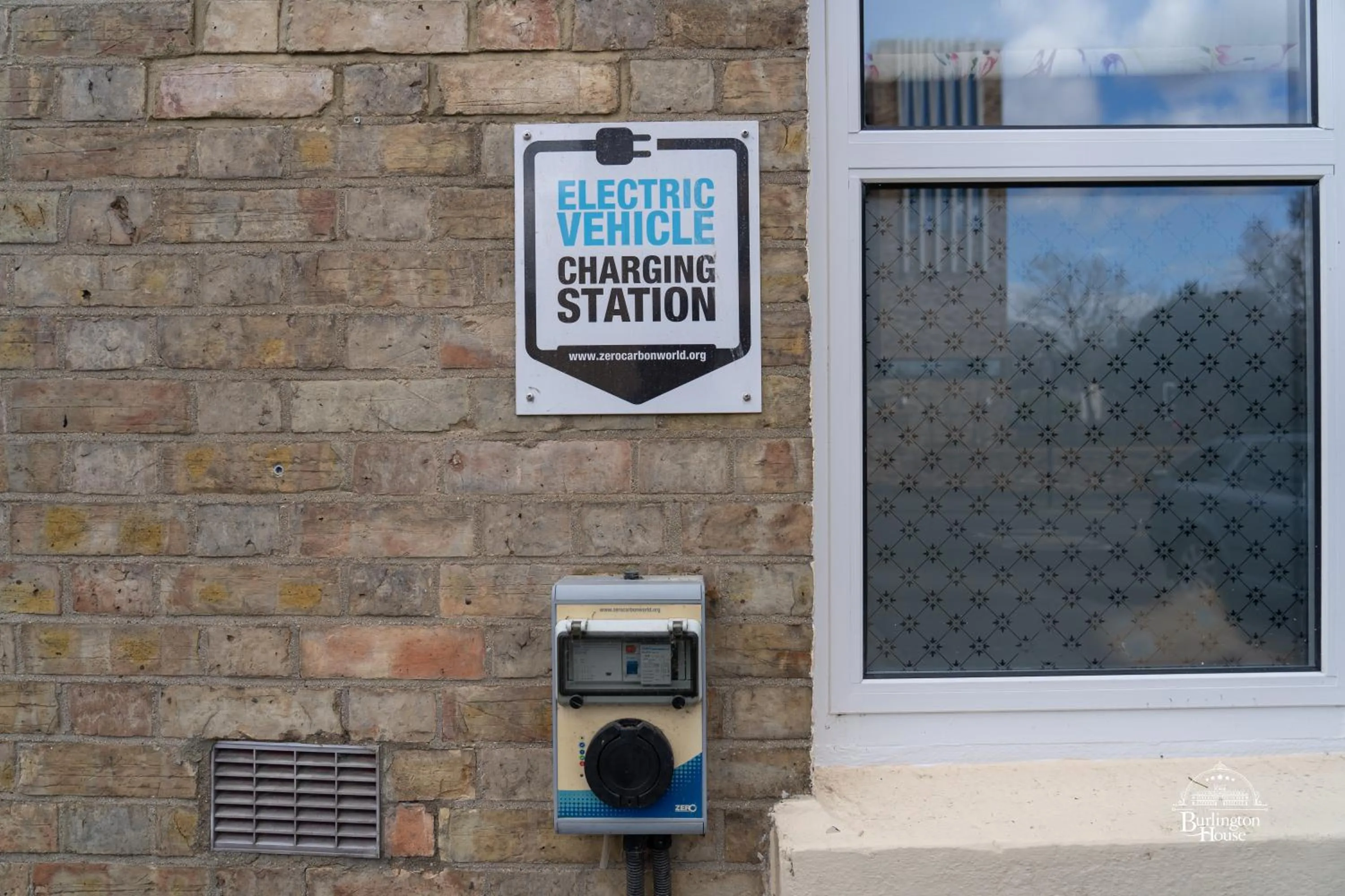 Parking in Burlington House Boutique