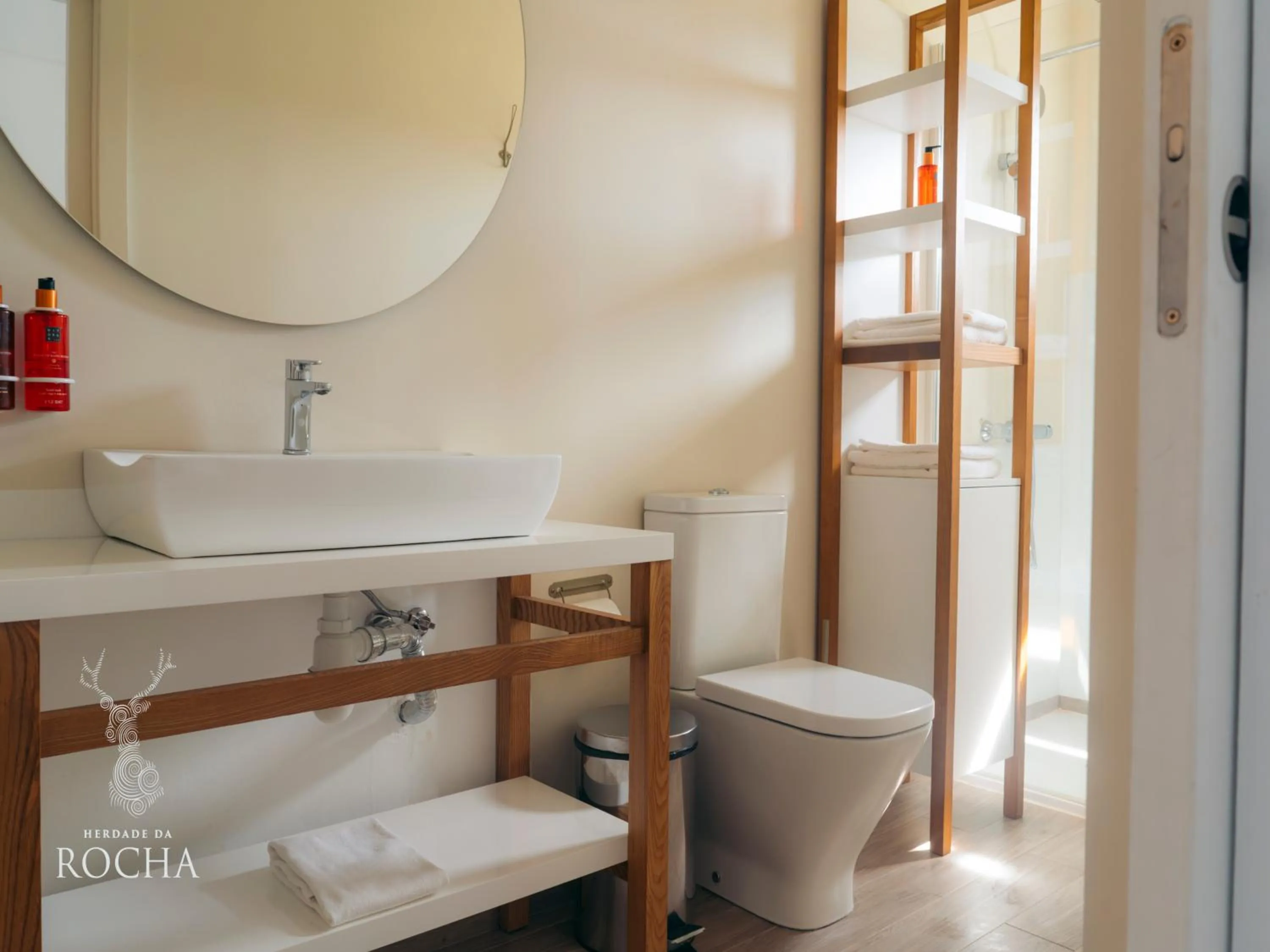 Toilet in Herdade da Rocha - Boutique Lodge