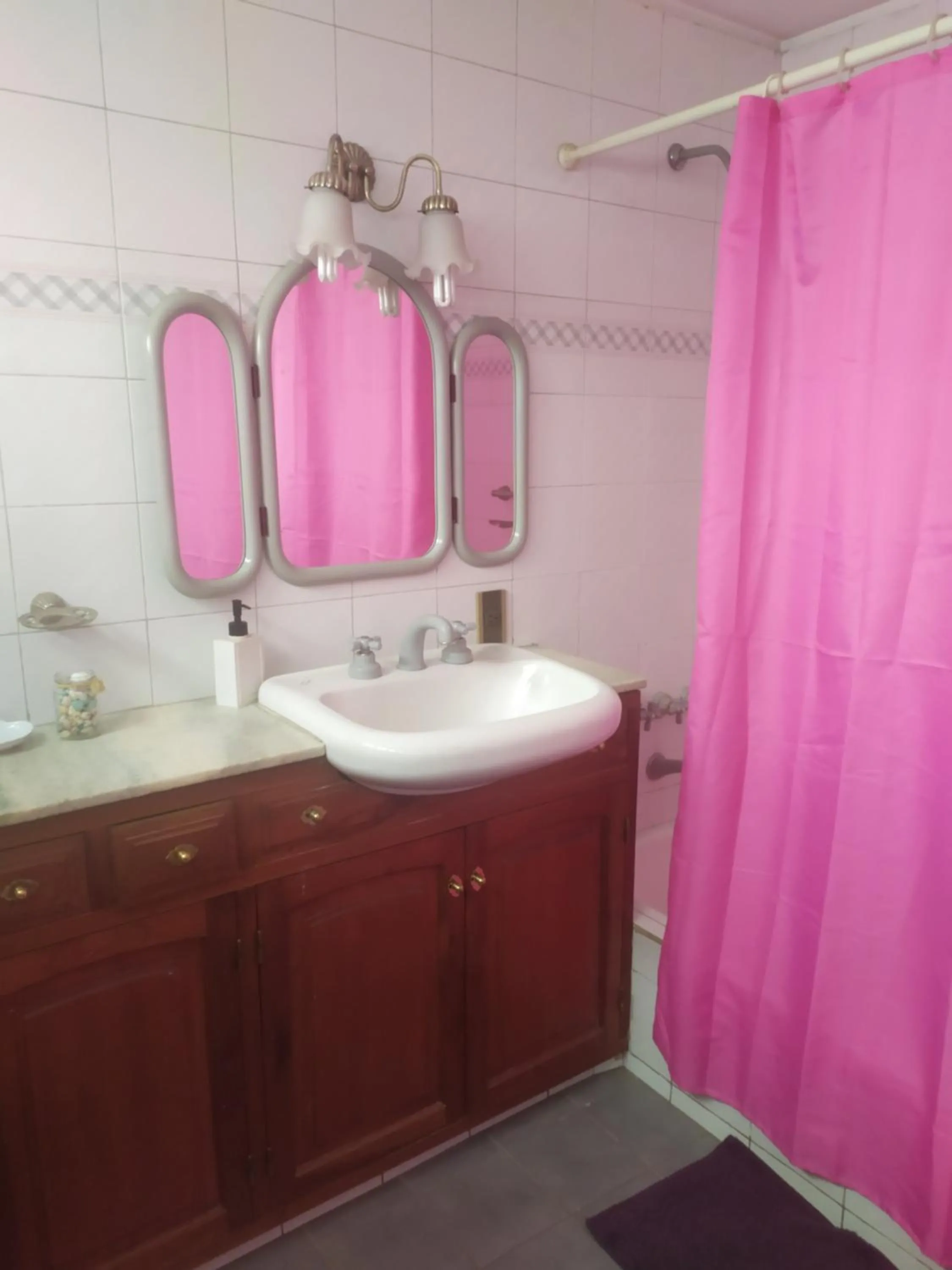 Bathroom in Tanino Guest House