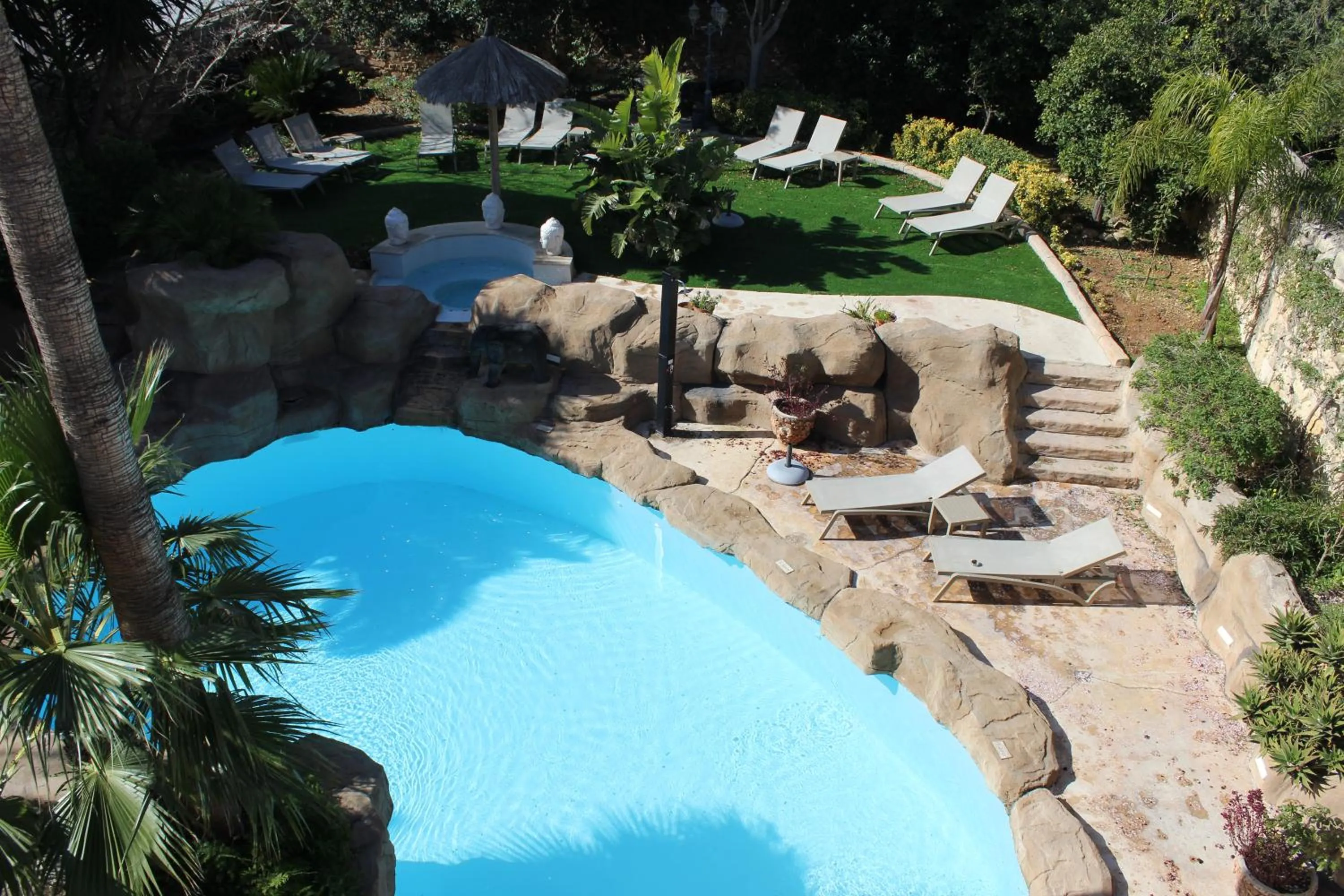 Garden in The Red Farm Relais & Spa