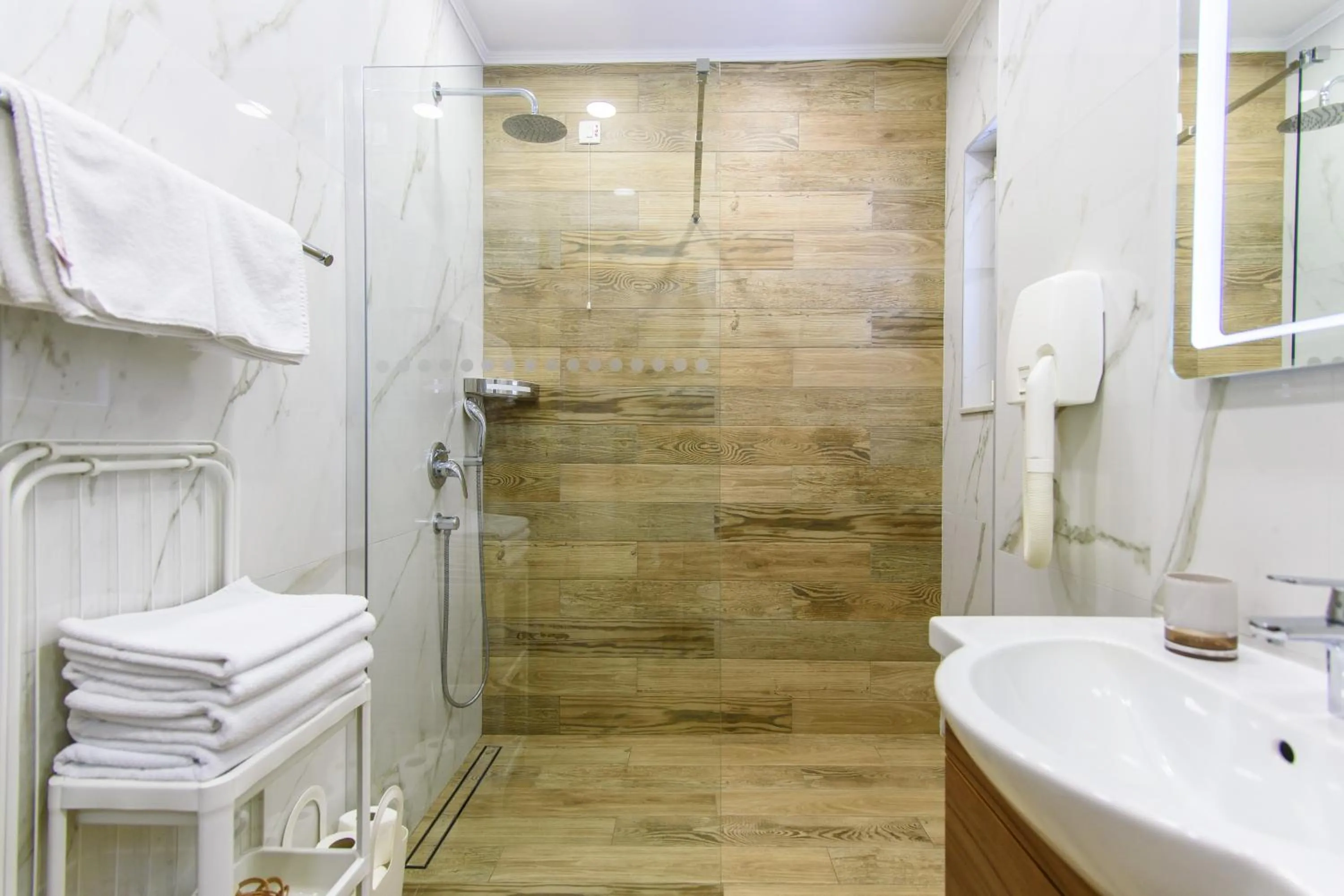 Shower in Vila Curic