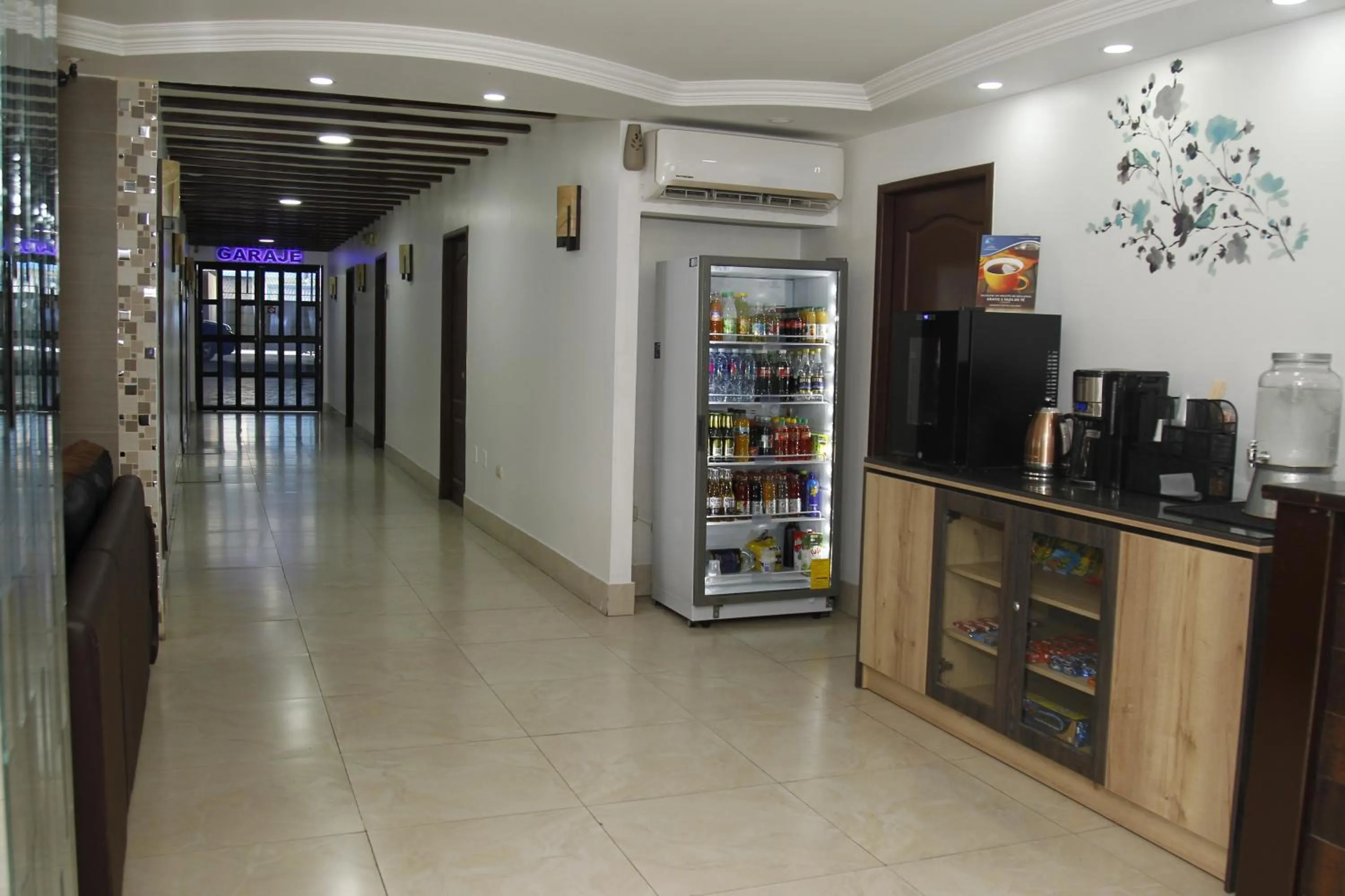 Supermarket/grocery shop in Hotel Varadero Internacional