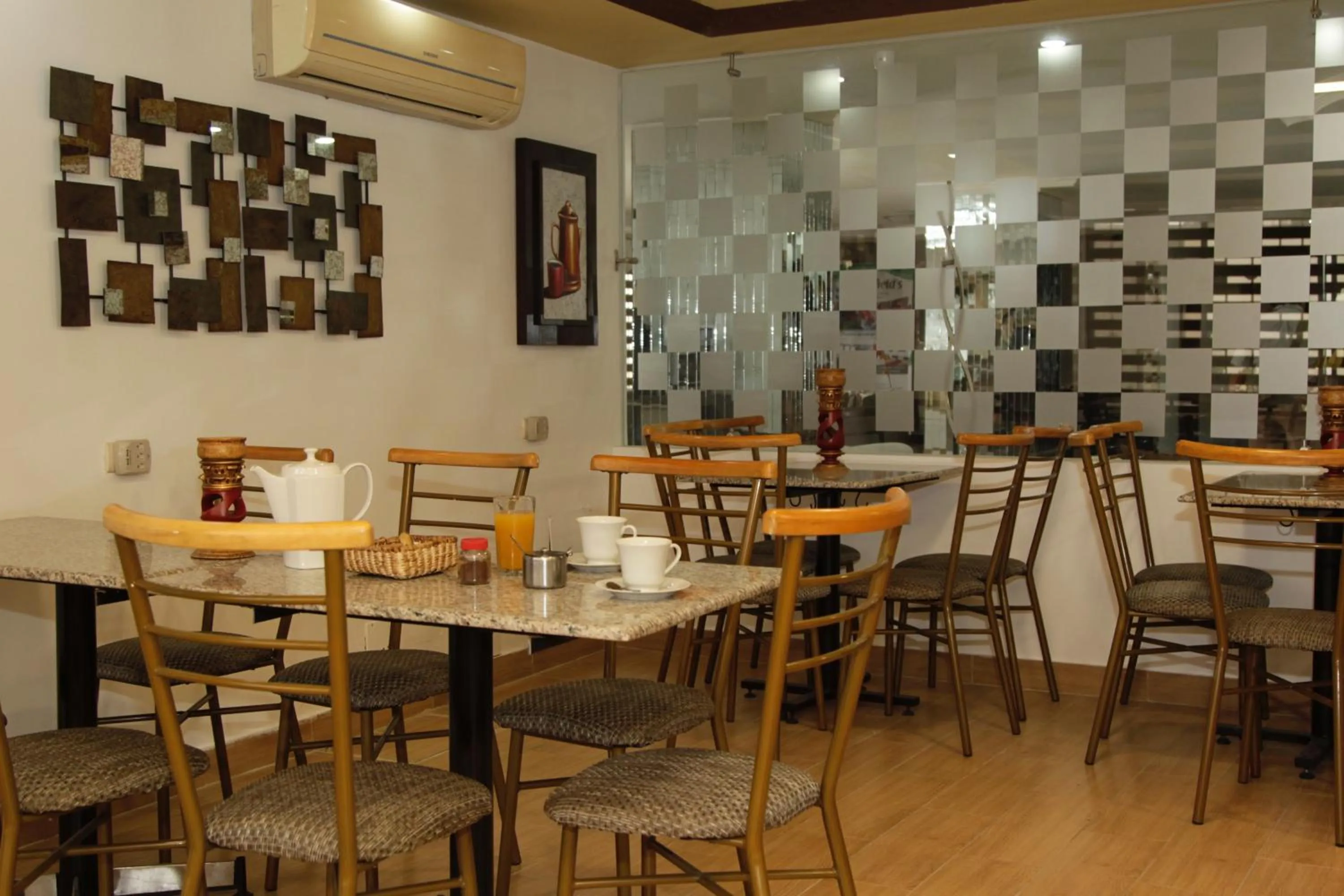 Restaurant/places to eat in Hotel Varadero Internacional