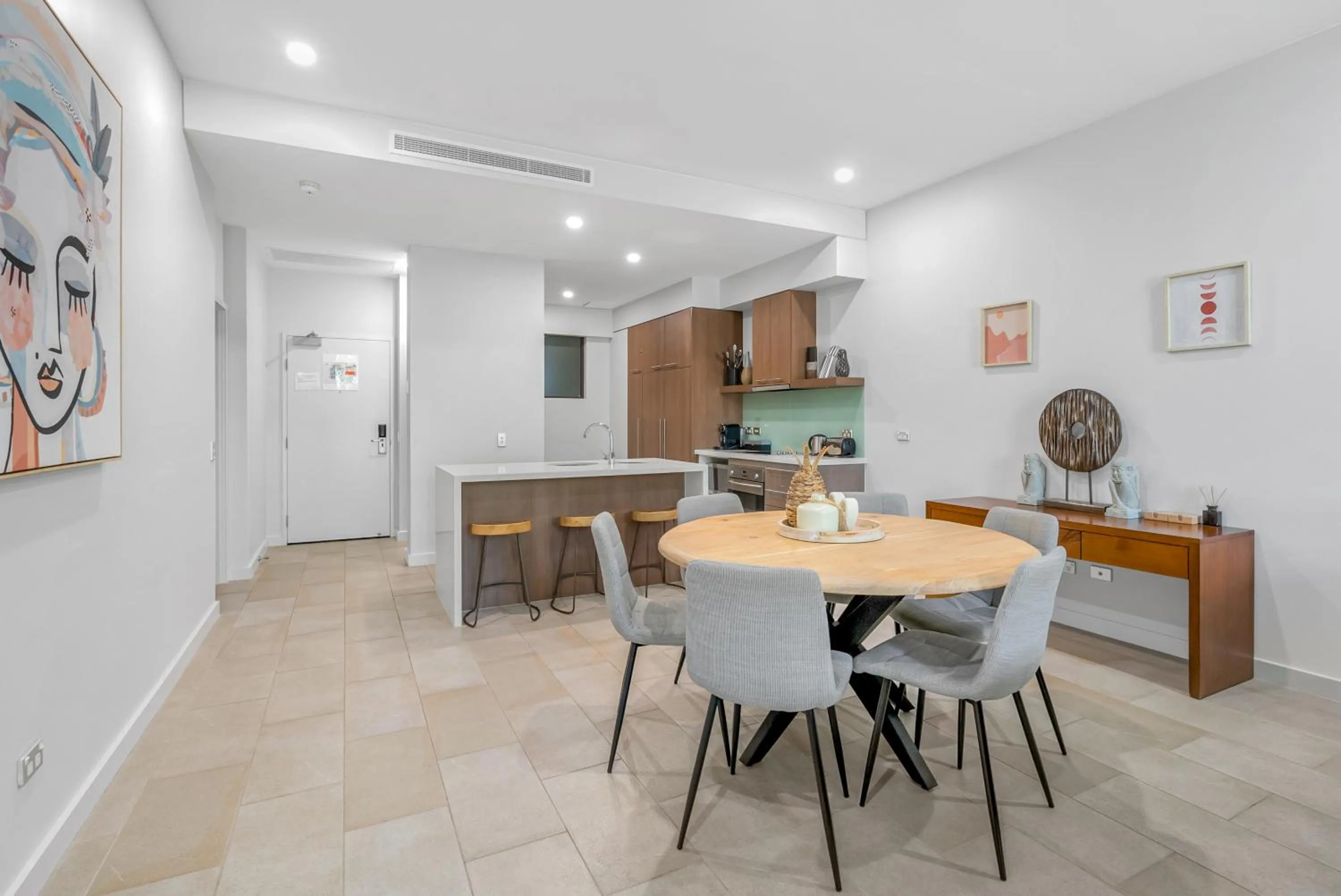 Elysium Private Apartments Triton by the Sea