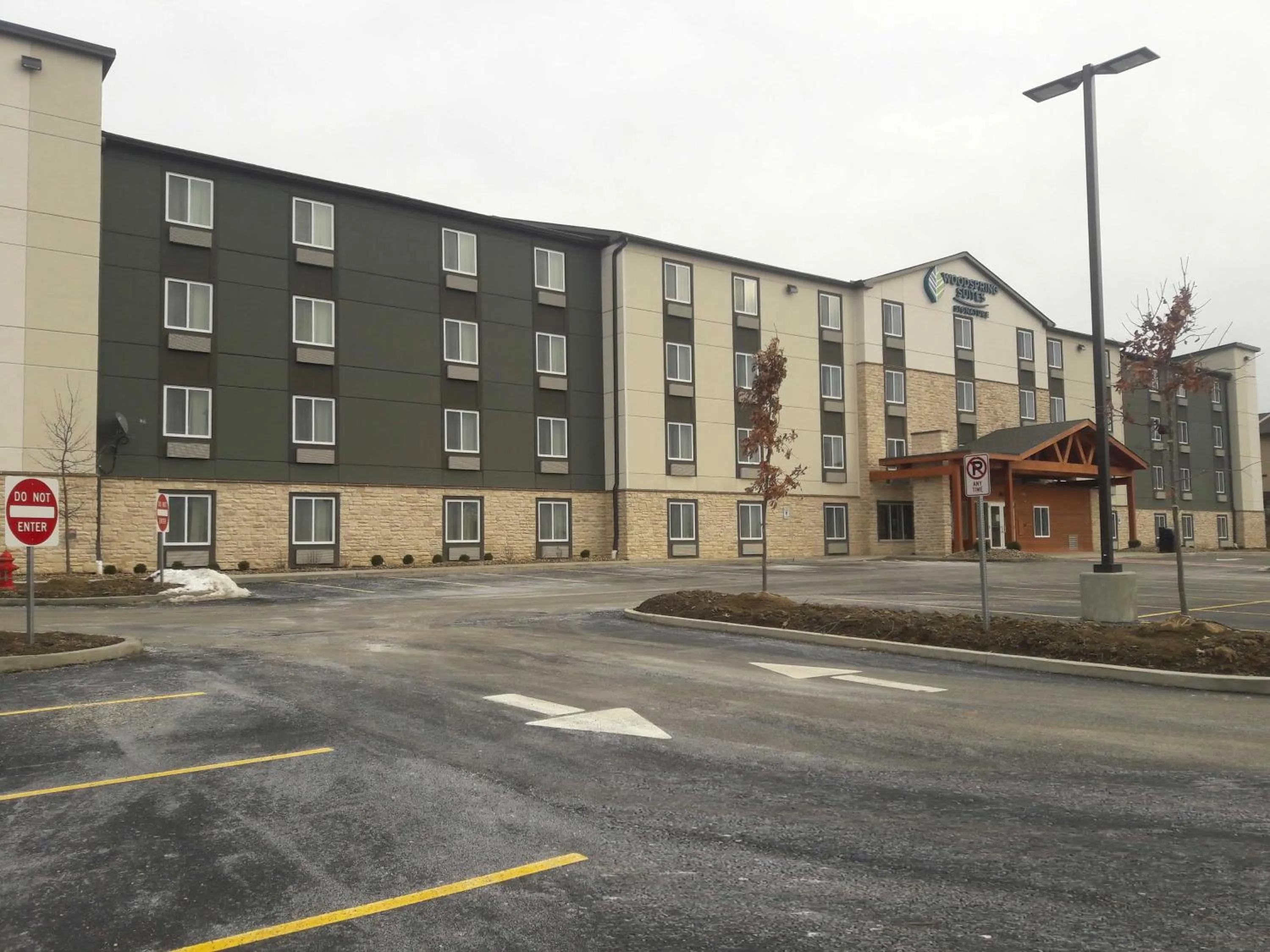 Facade/entrance in Extended Stay America Select Suites - Pittsburgh - Cranberry