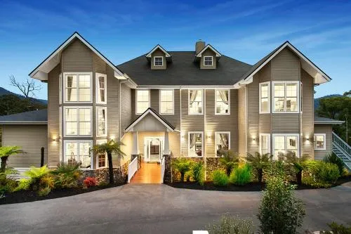 Kerami Manor & Day Spa