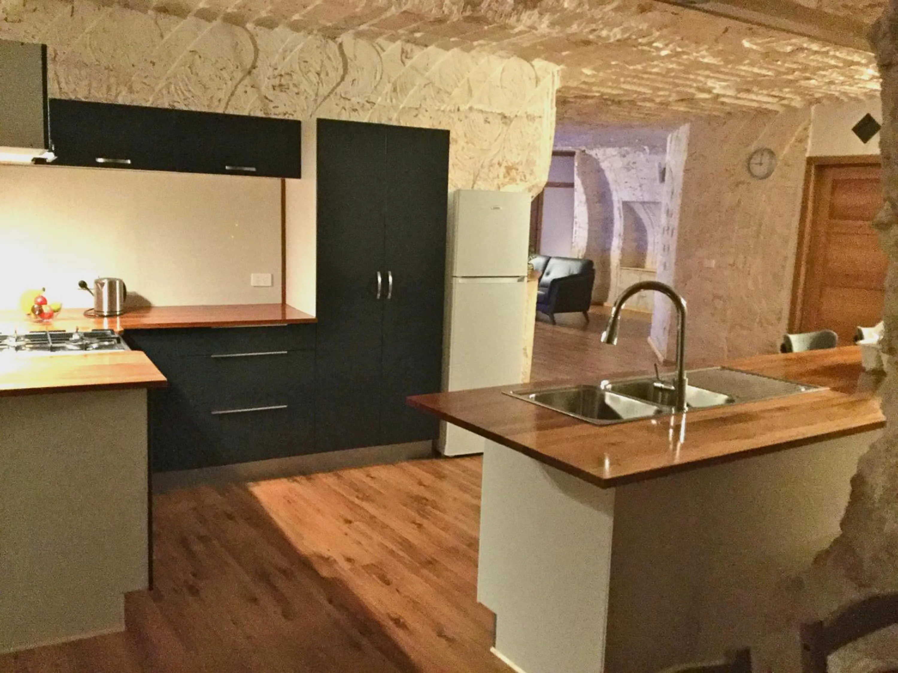 Kitchen or kitchenette in Dug Out B&B