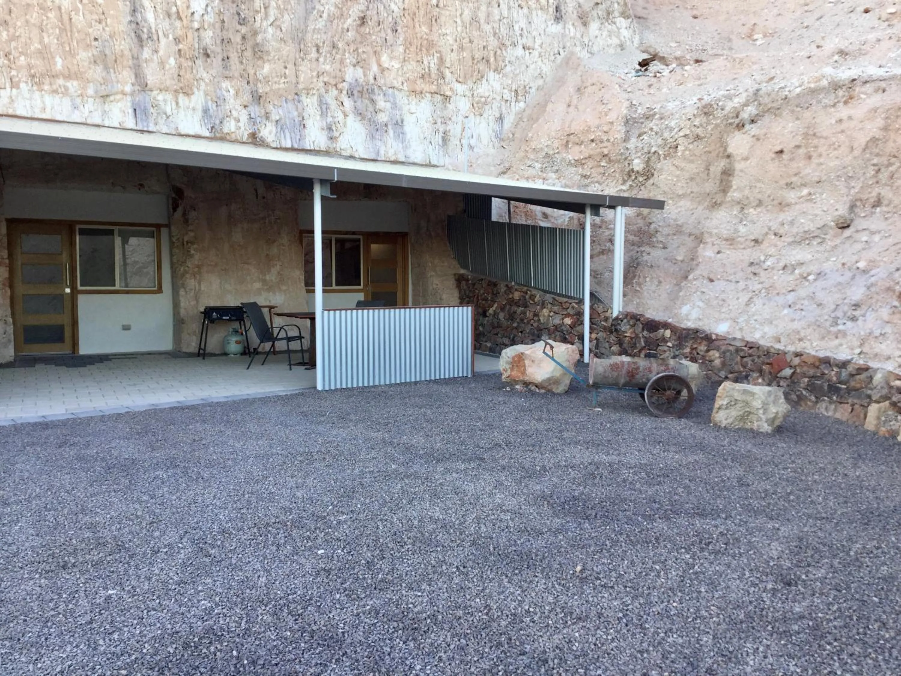 BBQ facilities in Dug Out B&B