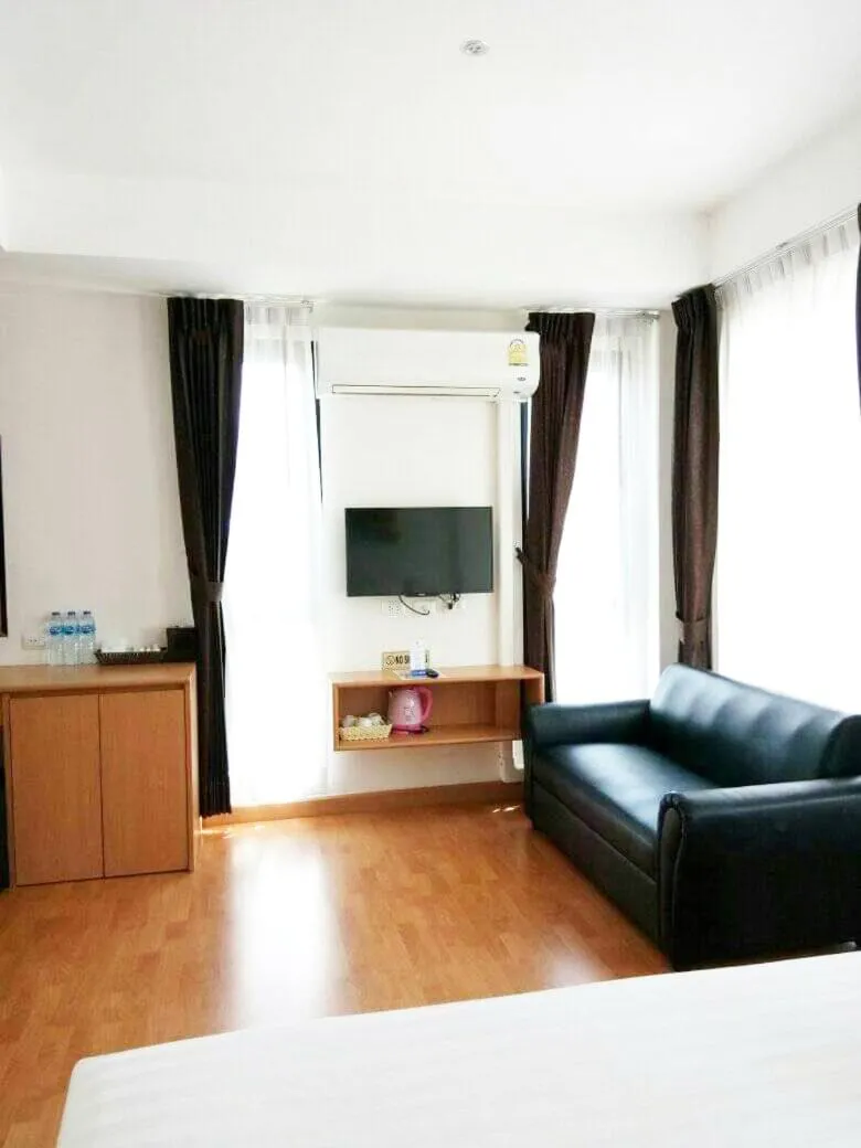 Bed in Buk Inn Hotel SHA Plus