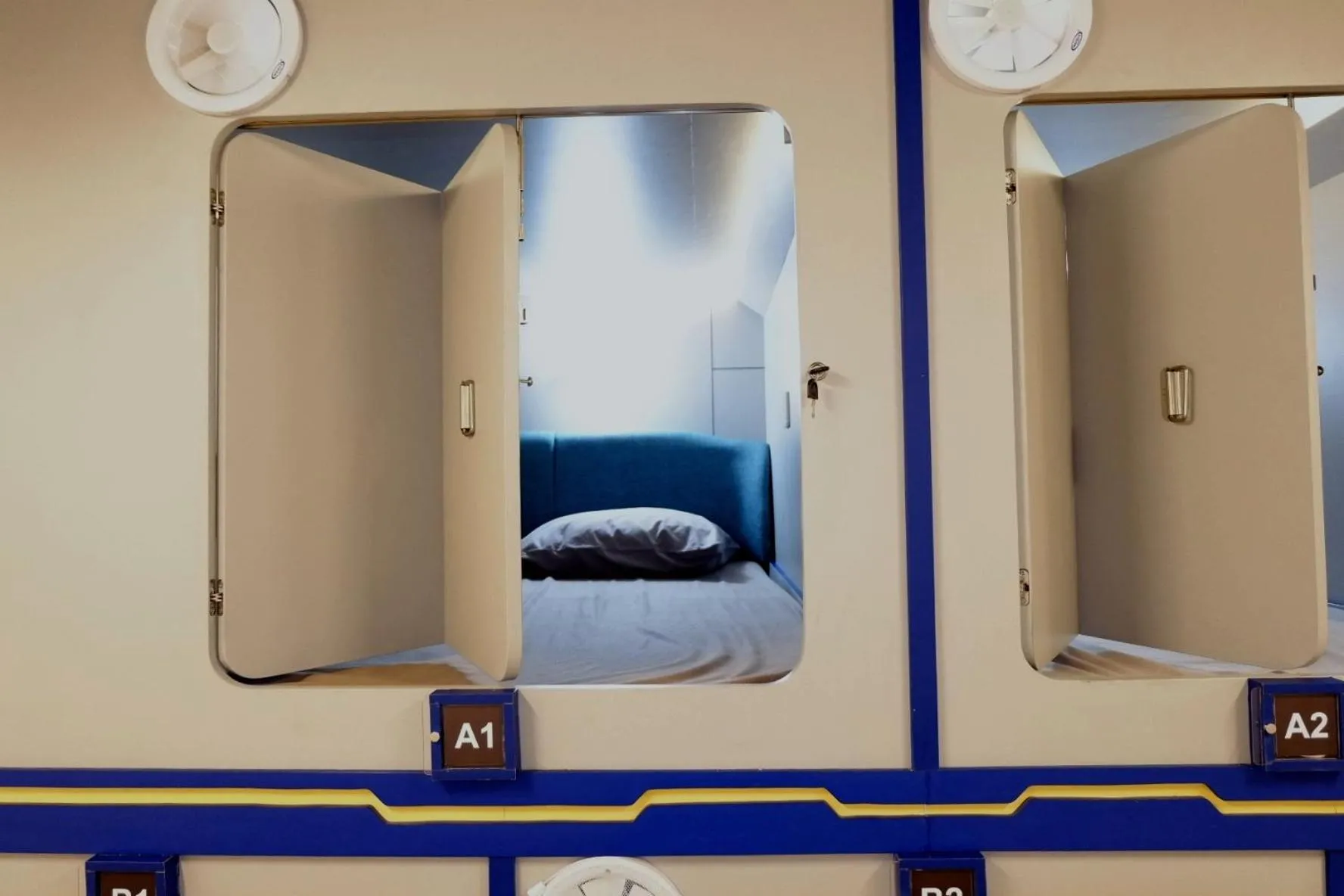 Bed in Buton Backpacker Lodge