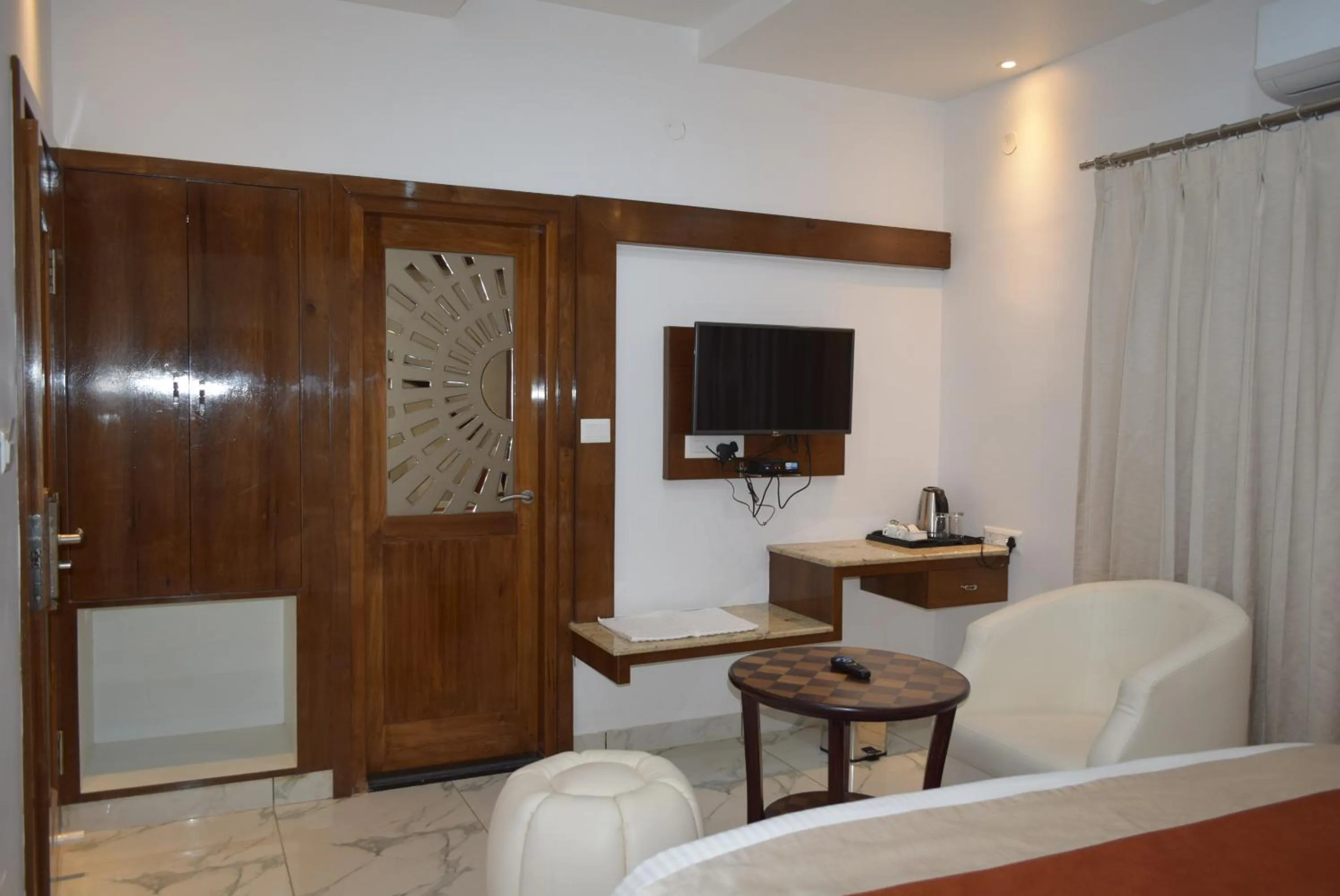 TV and multimedia in Hotel Lok Sagar Mysore