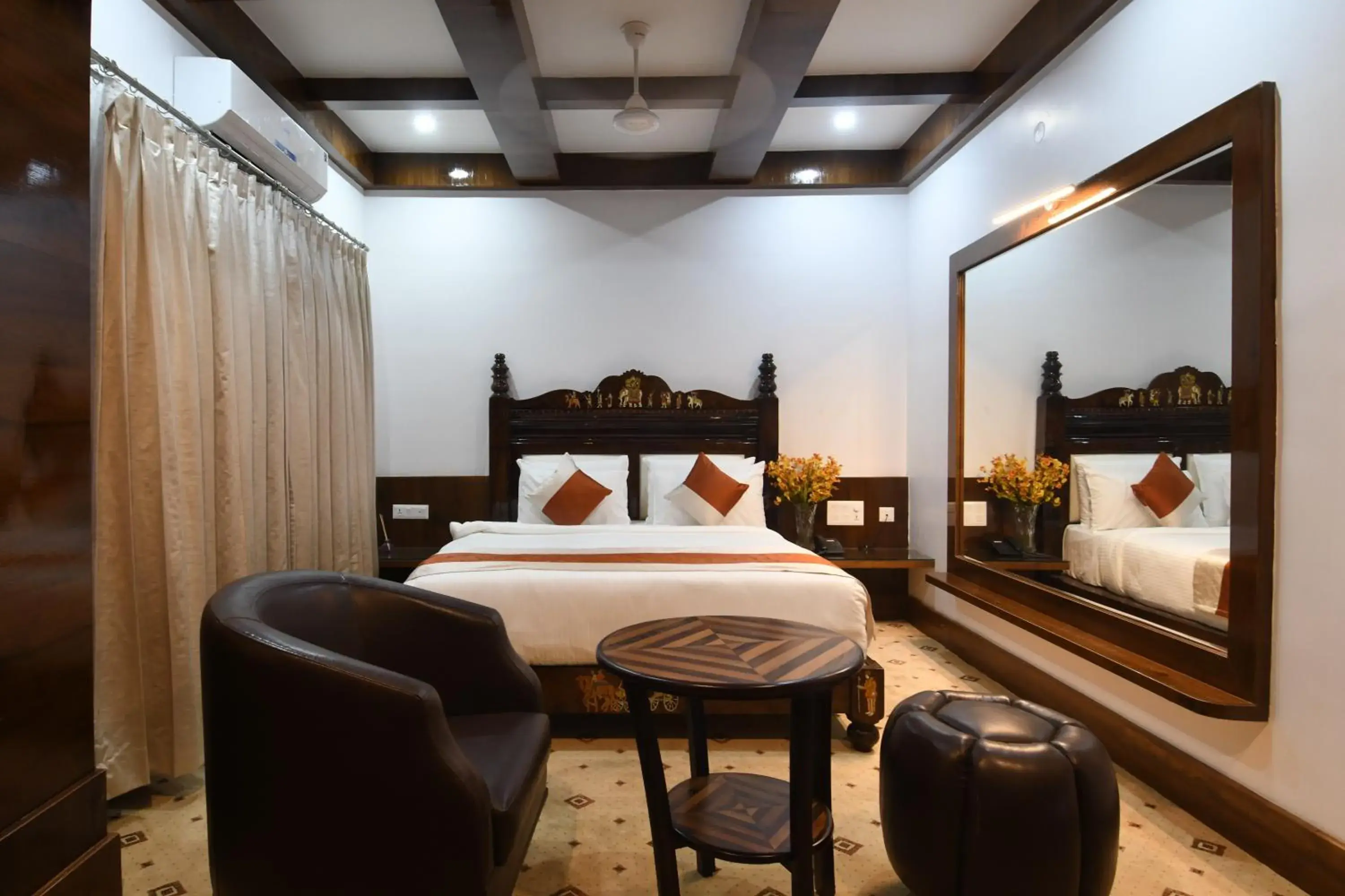 VIP, Bed in Hotel Lok Sagar Mysore VIP, Bed in Hotel Lok Sagar Mysore