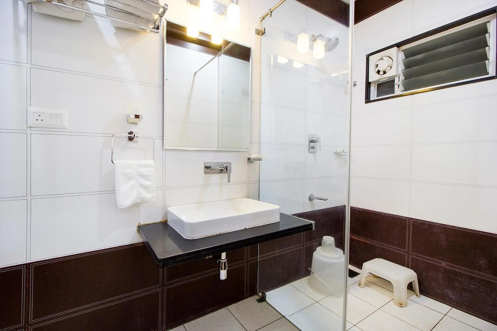 Bathroom in Hotel Lok Sagar Mysore