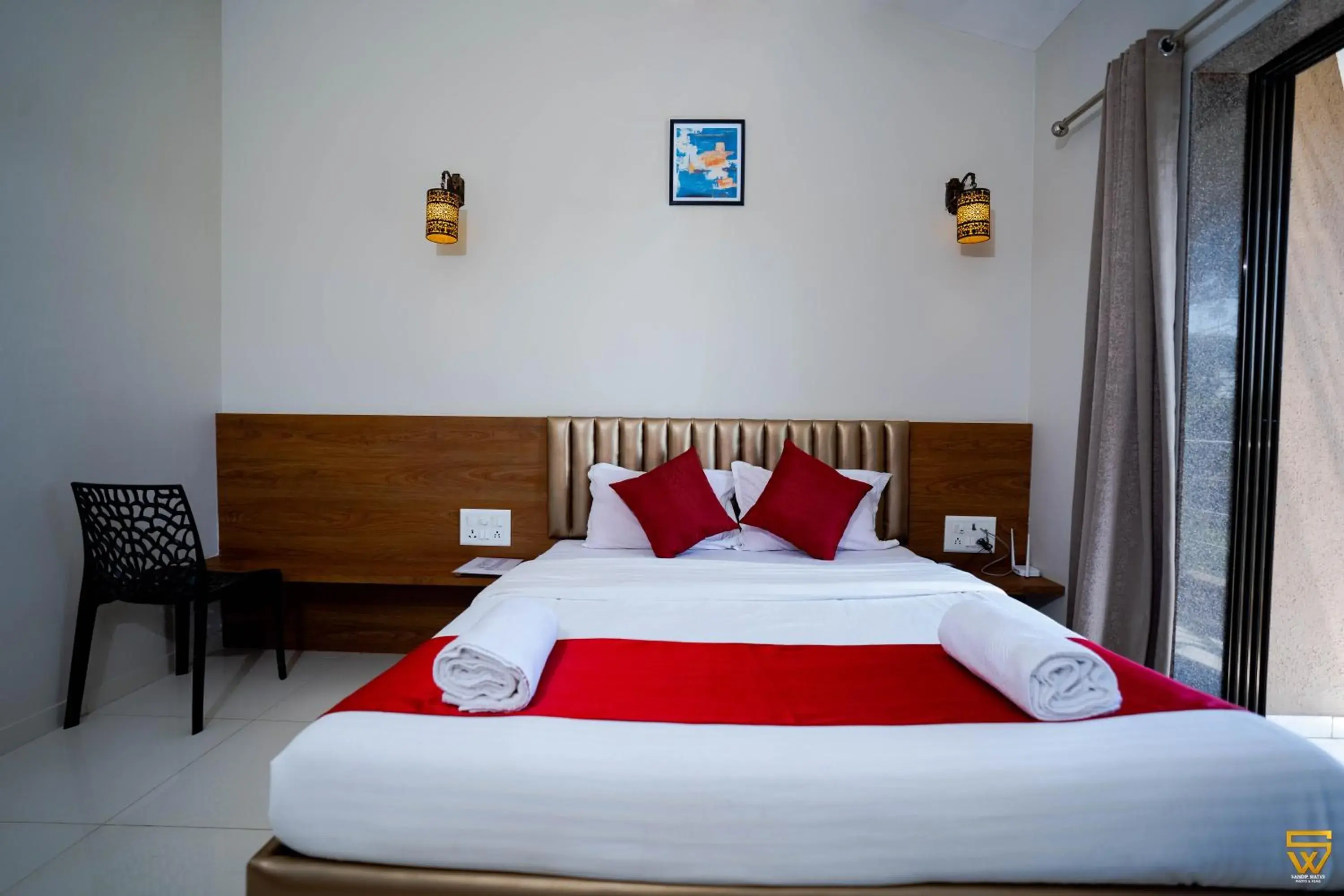 Standard Double Room in Lotus The Lake View Resort Standard Double Room in Lotus The Lake View Resort