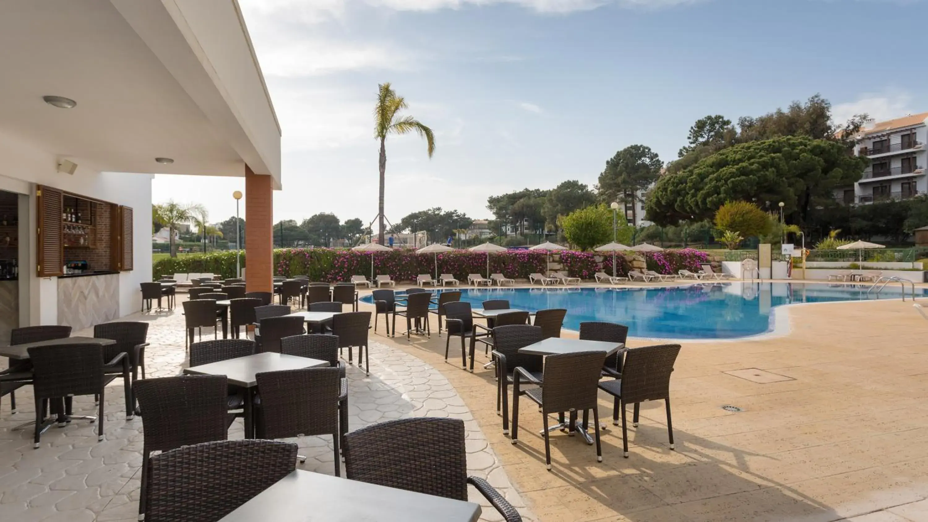 Restaurant/places to eat in AP Victoria Sports & Beach Restaurant/places to eat in AP Victoria Sports & Beach