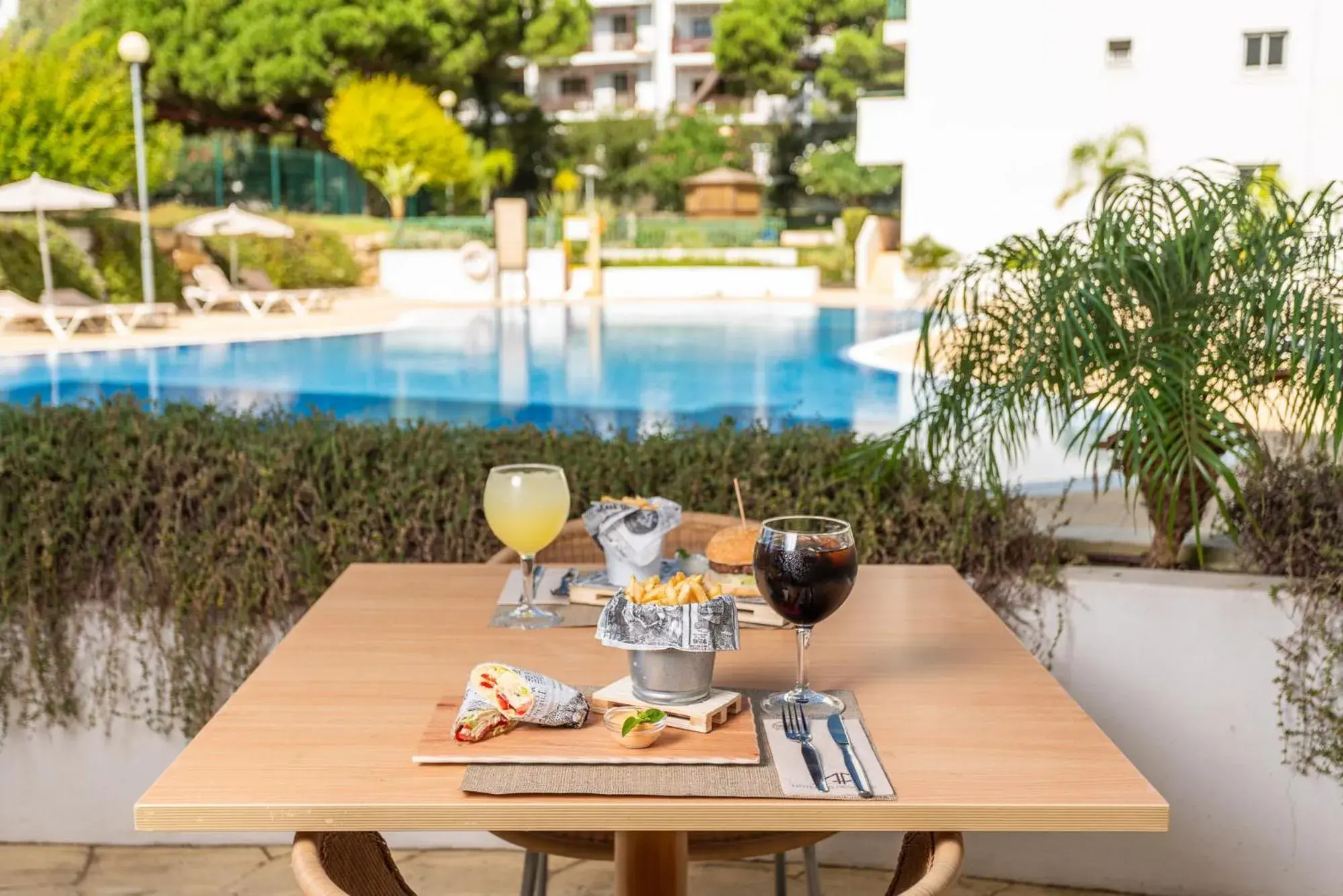 Food in AP Victoria Sports & Beach Food in AP Victoria Sports & Beach