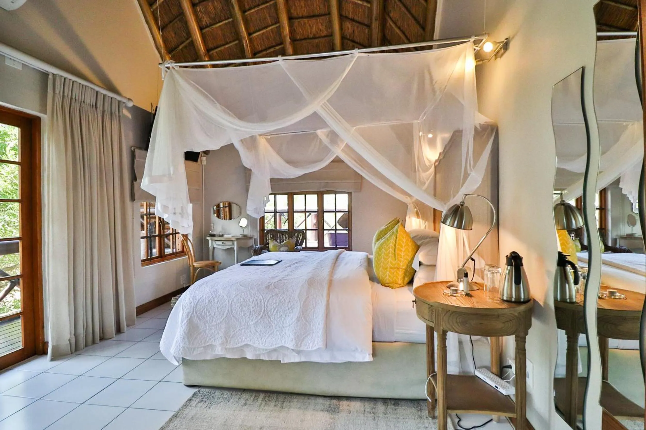 Bedroom, Bed in Kruger Riverside Lodge - No Load-shedding
